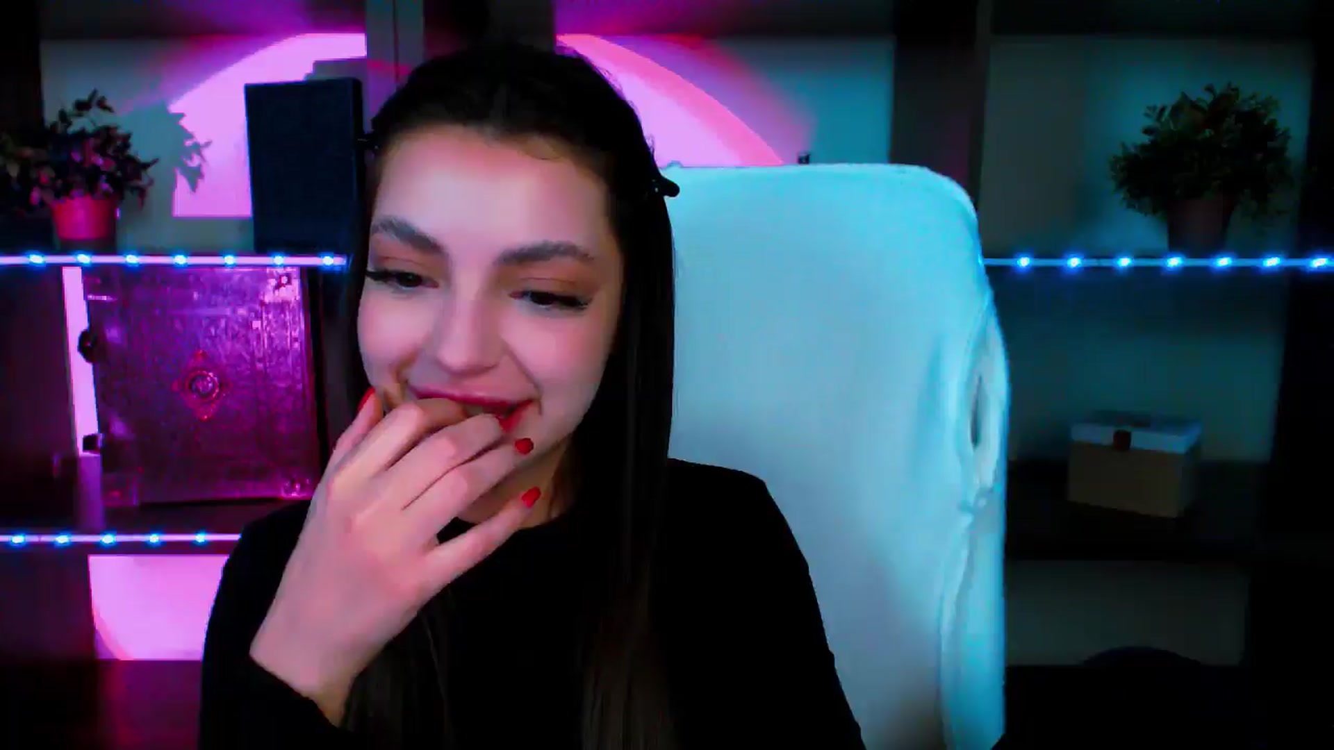 Gallery image thumbnail from Lexi_Jos's myfreecams stream on, 05/12/2025, 18:48 image 6 of 20
