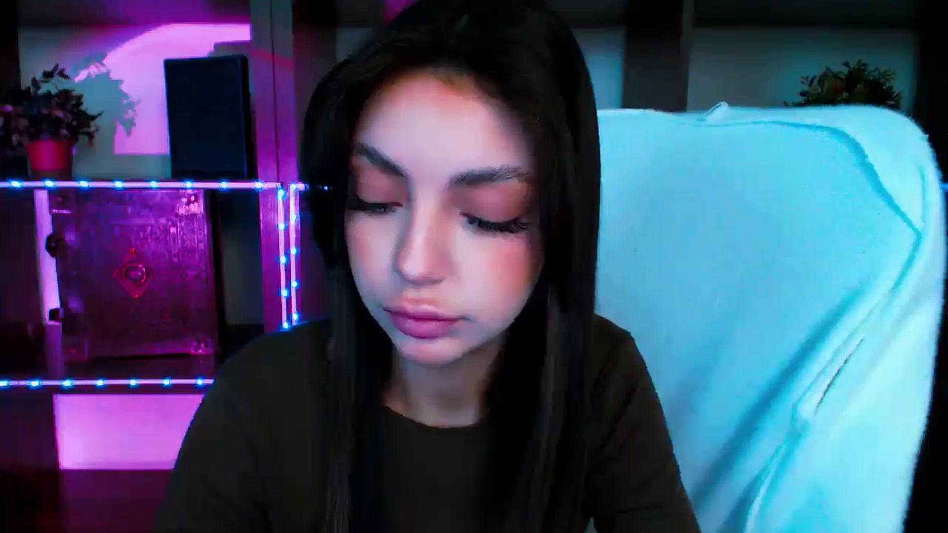Gallery image thumbnail from Lexi_Jos's myfreecams stream on, 05/13/2025, 15:57 image 11 of 20