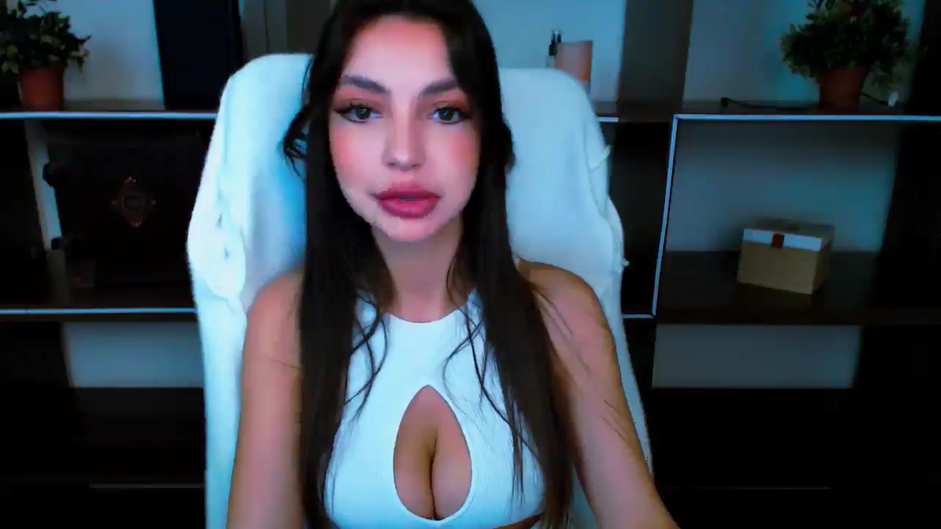 Gallery image thumbnail from Lexi_Jos's myfreecams stream on, 05/14/2025, 13:05 image 4 of 20