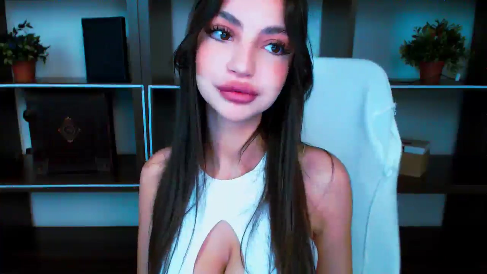 Gallery image thumbnail from Lexi_Jos's myfreecams stream on, 05/14/2025, 13:05 image 12 of 20
