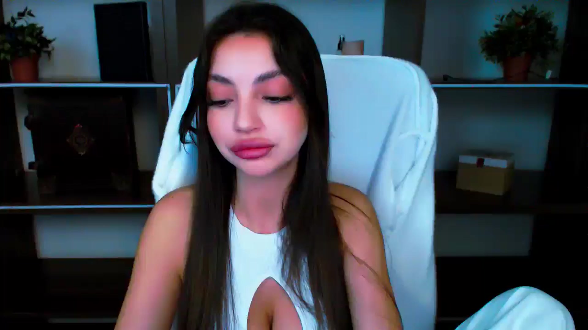 Gallery image thumbnail from Lexi_Jos's myfreecams stream on, 05/14/2025, 16:34 image 16 of 20