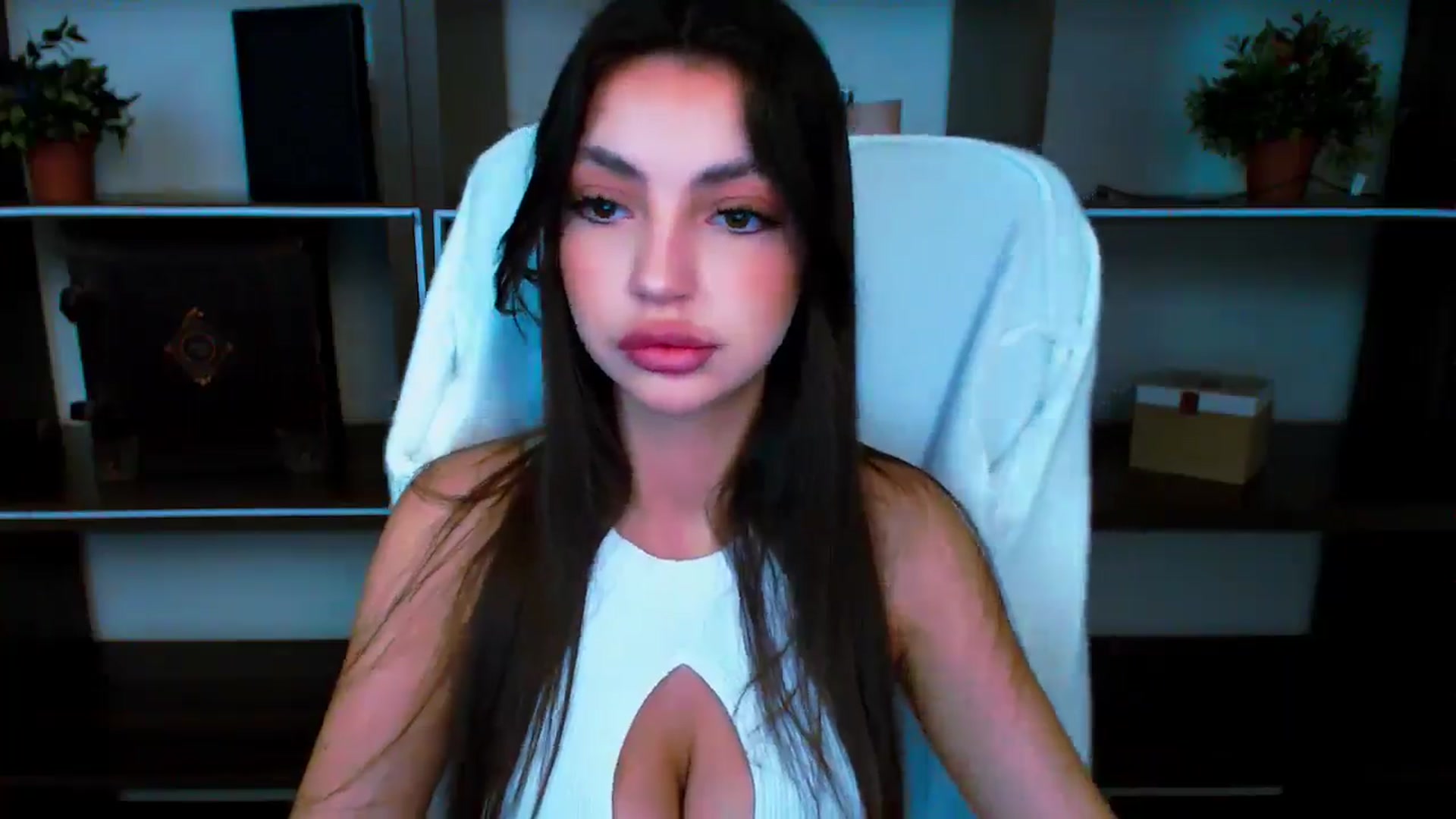 Gallery image thumbnail from Lexi_Jos's myfreecams stream on, 05/14/2025, 16:34 image 10 of 20