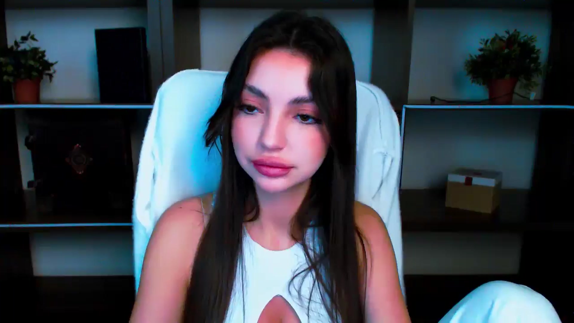 Gallery image thumbnail from Lexi_Jos's myfreecams stream on, 05/14/2025, 17:30 image 18 of 20