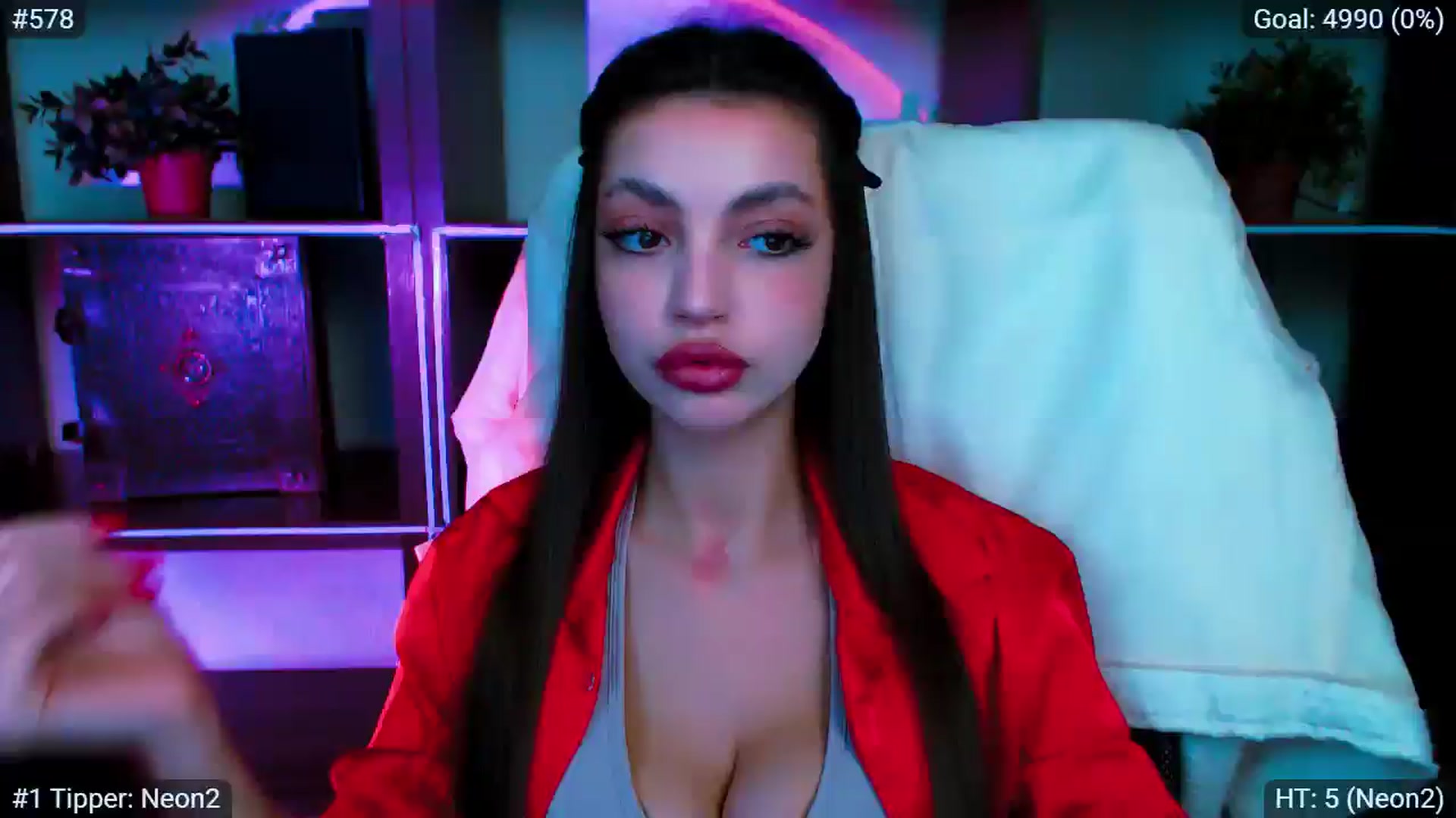 Gallery image thumbnail from Lexi_Jos's myfreecams stream on, 05/15/2025, 15:28 image 18 of 20