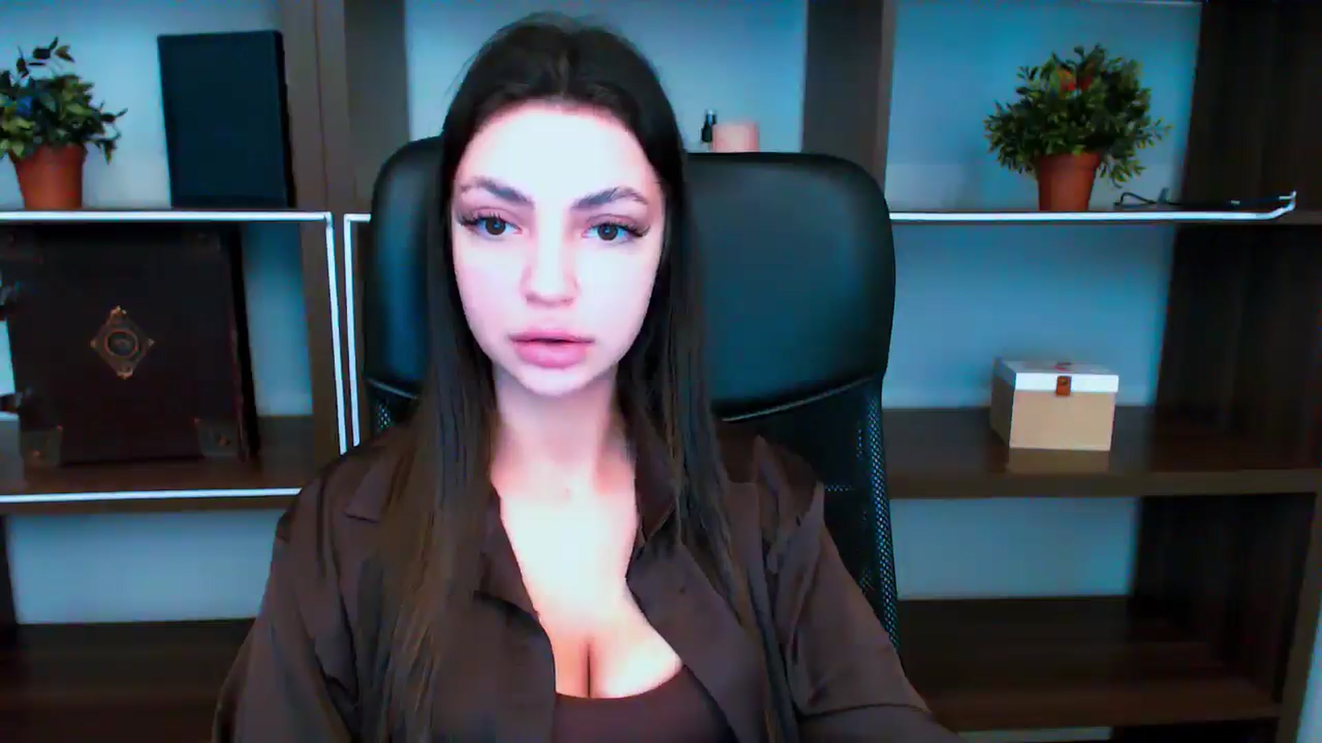 Gallery image thumbnail from Lexi_Jos's myfreecams stream on, 05/16/2025, 15:42 image 4 of 20