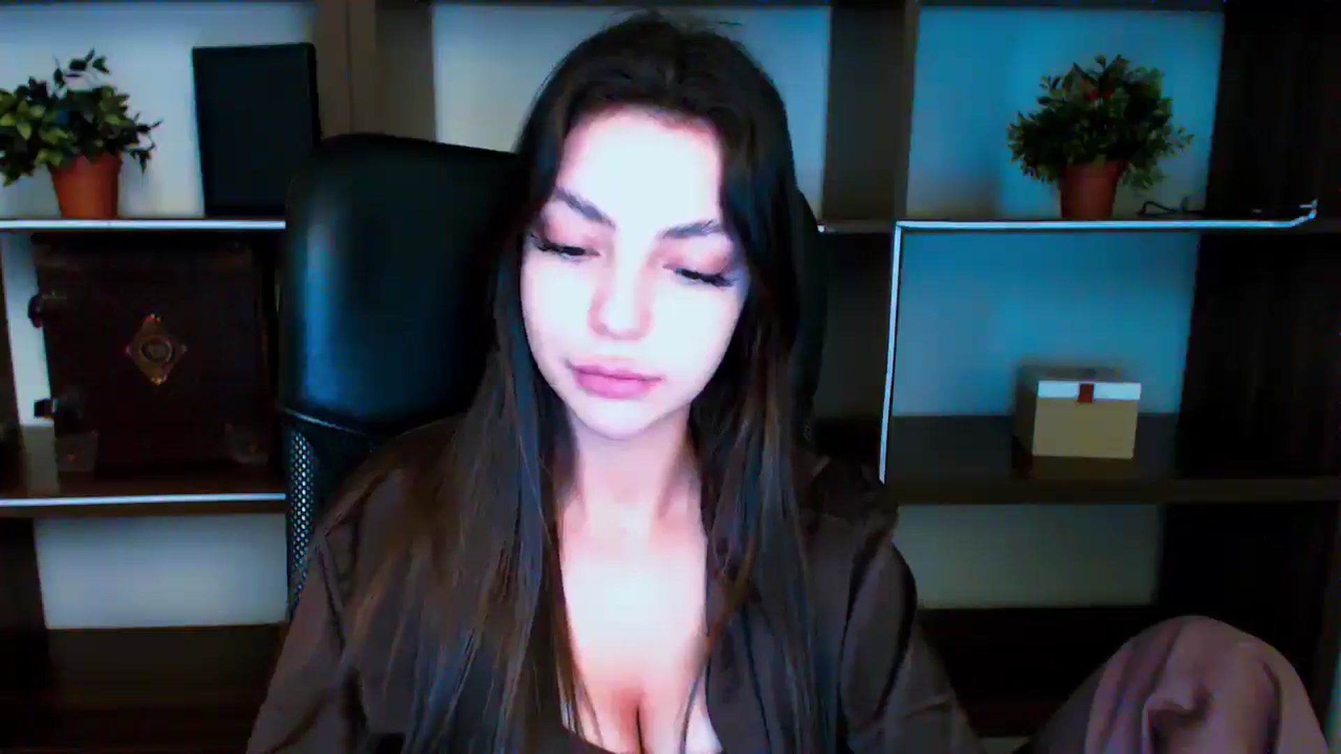 Gallery image thumbnail from Lexi_Jos's myfreecams stream on, 05/16/2025, 17:50 image 15 of 20