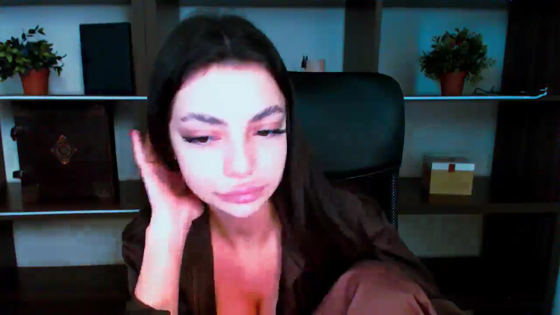 Gallery image thumbnail from Lexi_Jos's myfreecams stream on, 05/16/2025, 18:47 image 9 of 20