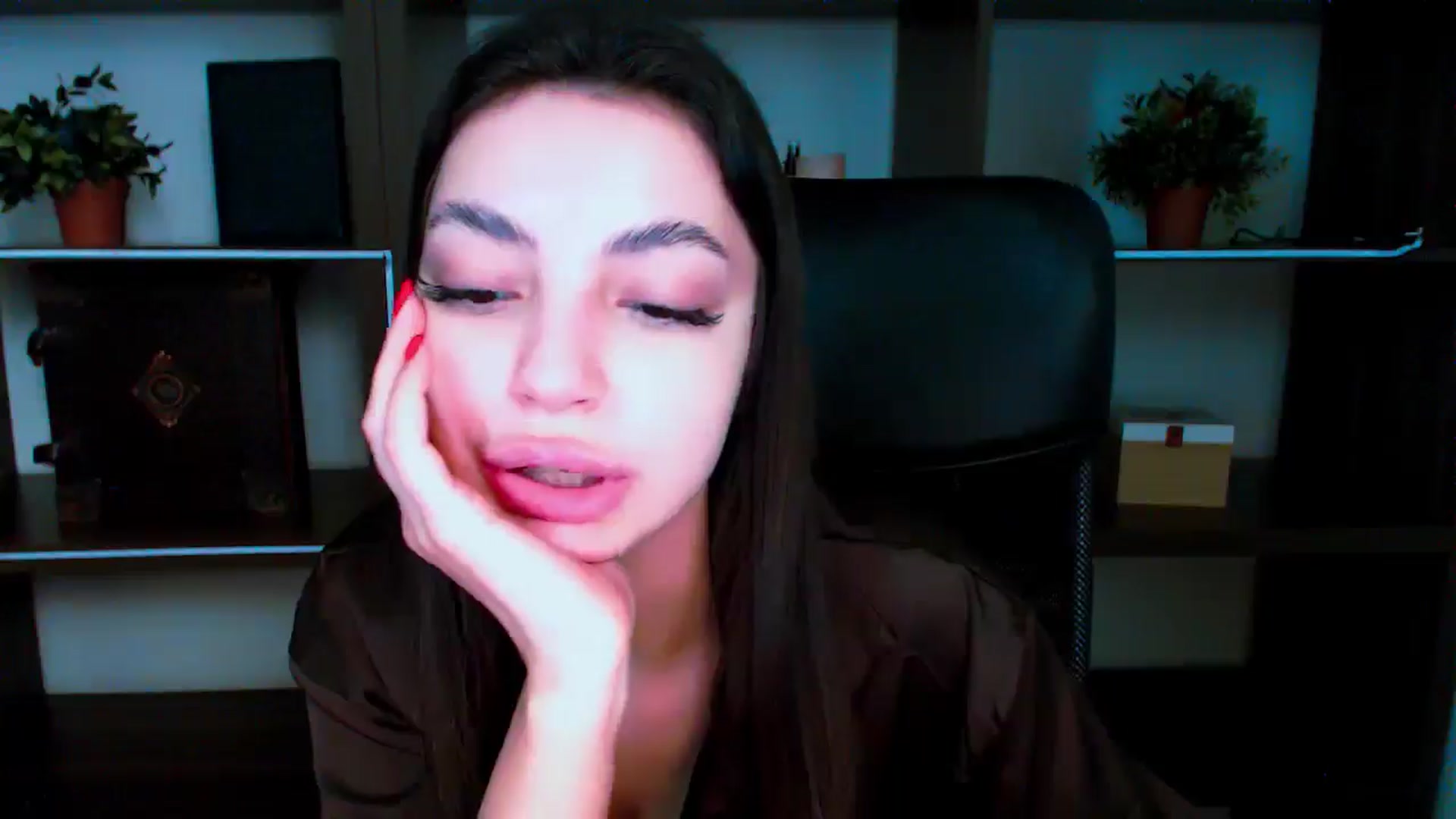 Gallery image thumbnail from Lexi_Jos's myfreecams stream on, 05/16/2025, 18:47 image 13 of 20