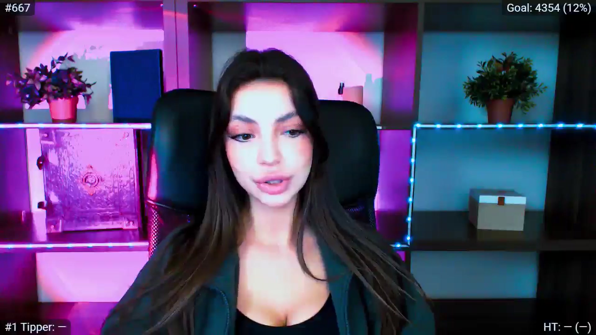 Gallery image thumbnail from Lexi_Jos's myfreecams stream on, 05/17/2025, 14:41 image 3 of 20