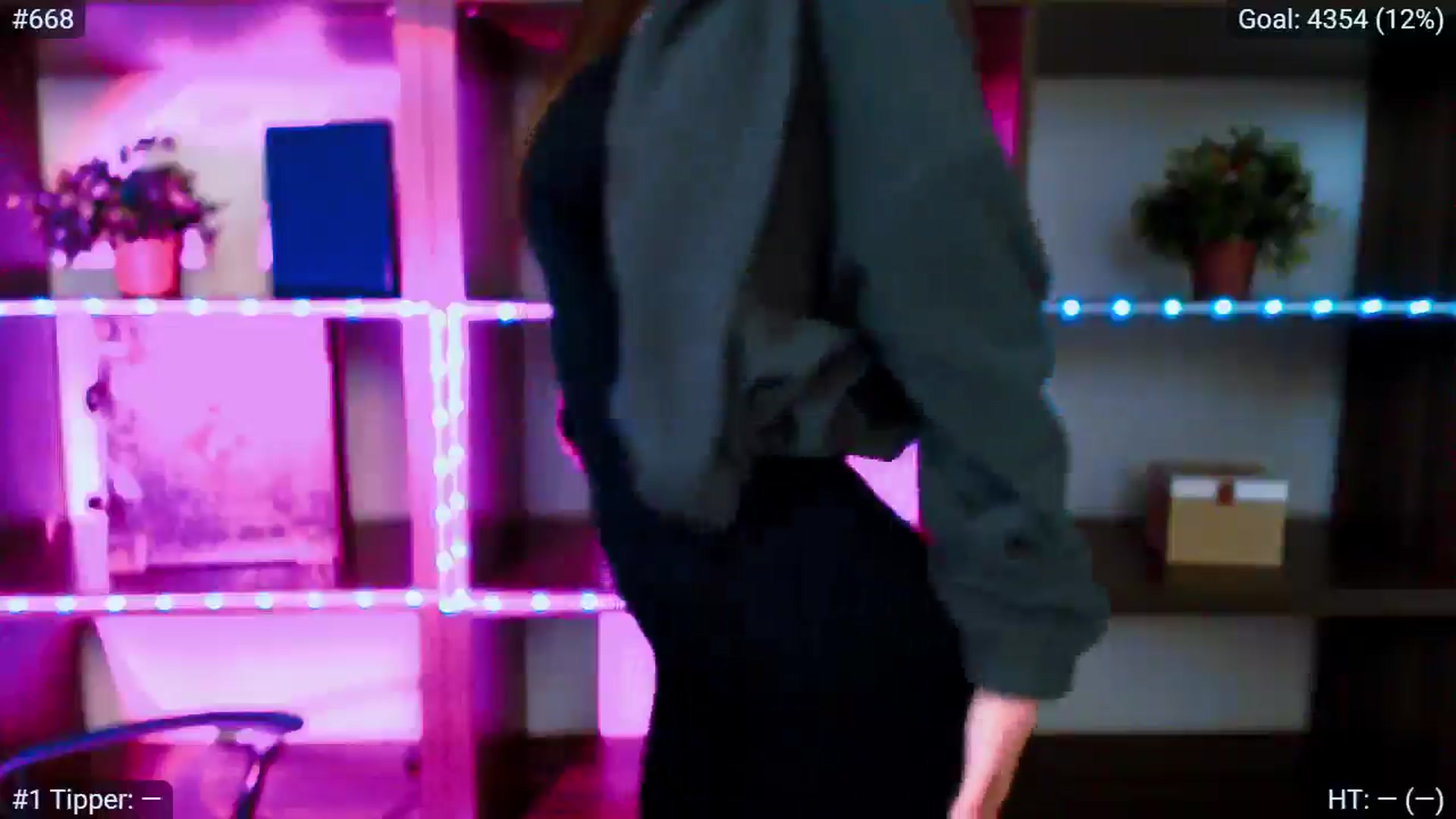 Gallery image thumbnail from Lexi_Jos's myfreecams stream on, 05/17/2025, 14:41 image 6 of 20