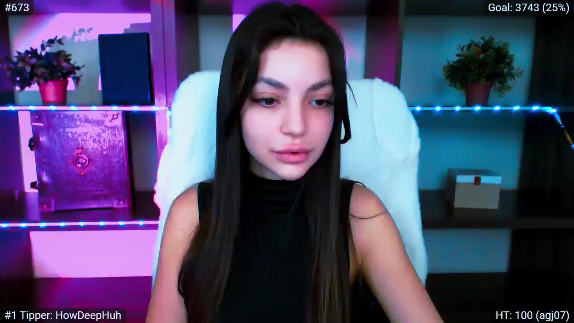 Gallery image thumbnail from Lexi_Jos's myfreecams stream on, 05/18/2025, 16:03 image 6 of 20