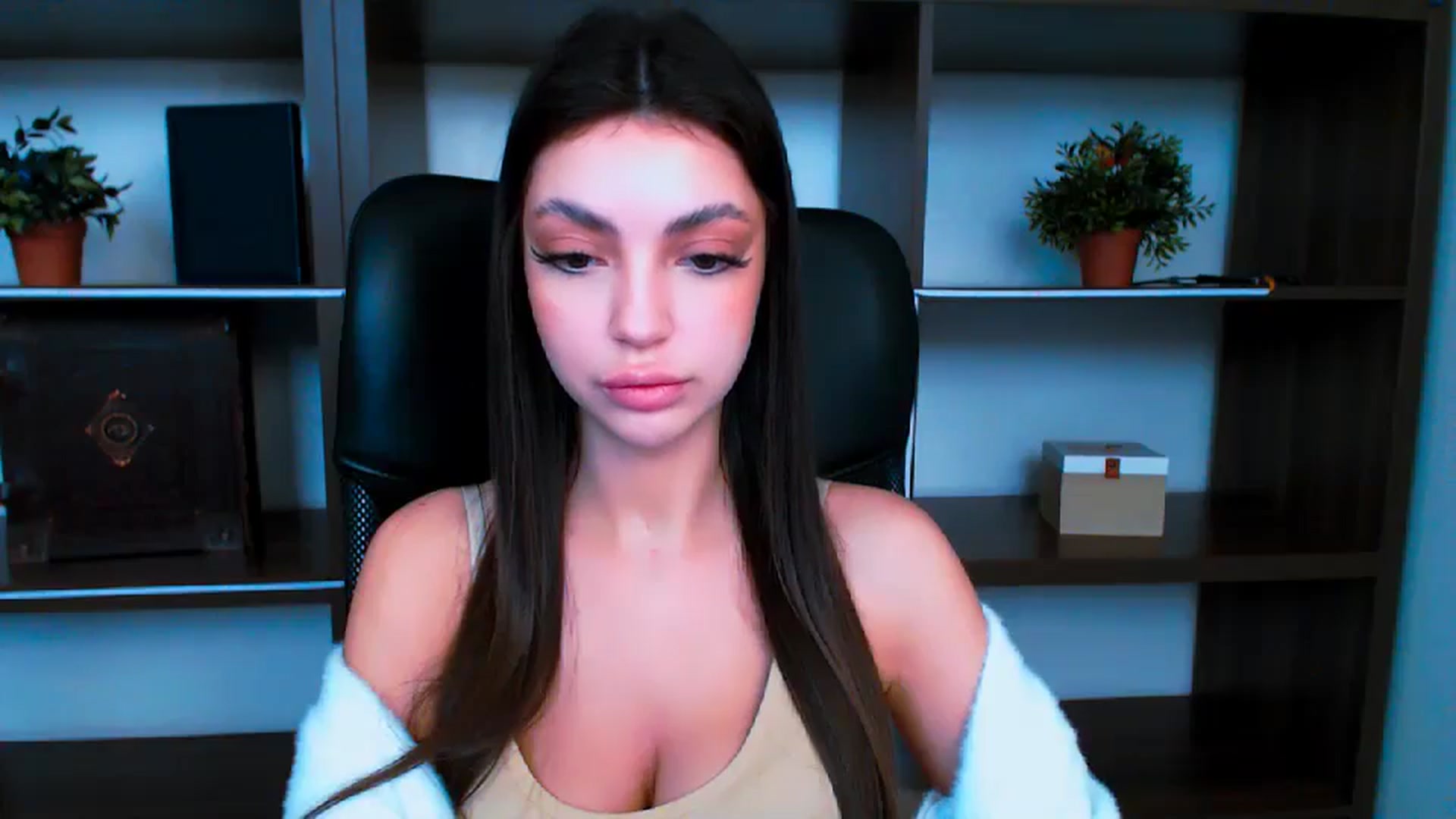 Gallery image thumbnail from Lexi_Jos's myfreecams stream on, 05/20/2025, 14:51 image 11 of 20