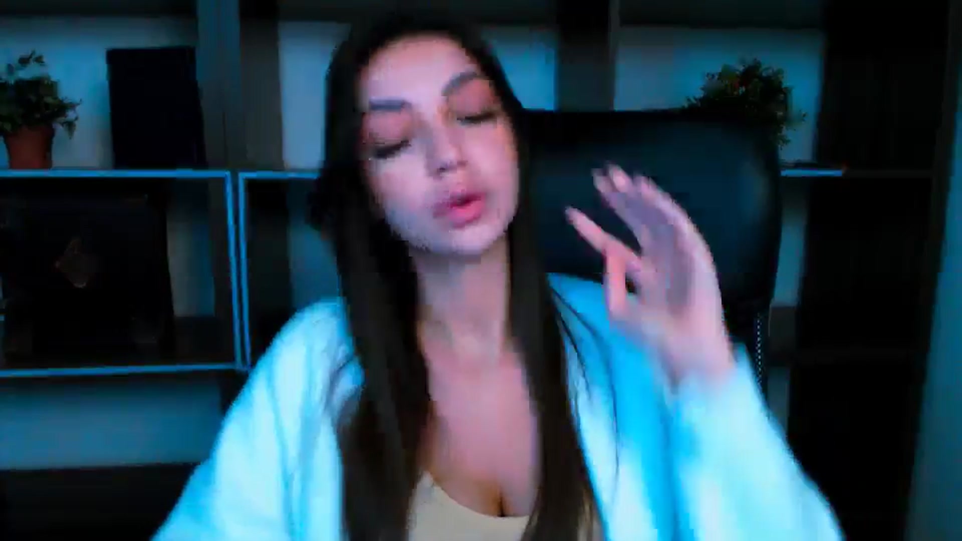 Gallery image thumbnail from Lexi_Jos's myfreecams stream on, 05/20/2025, 14:51 image 20 of 20
