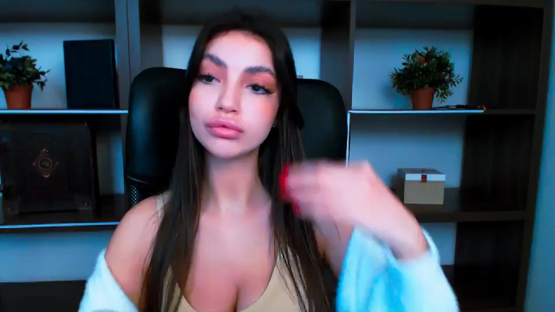Gallery image thumbnail from Lexi_Jos's myfreecams stream on, 05/20/2025, 14:51 image 13 of 20