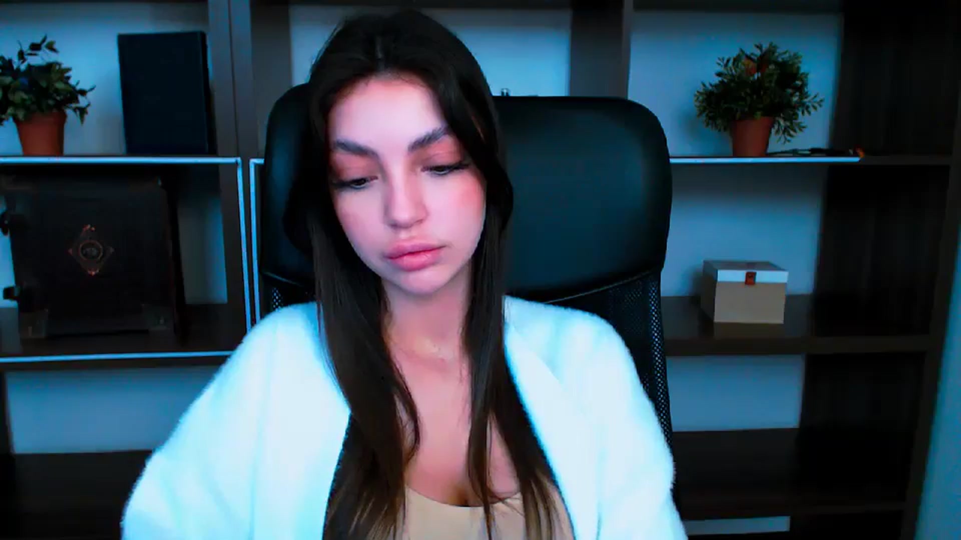 Gallery image thumbnail from Lexi_Jos's myfreecams stream on, 05/20/2025, 14:51 image 2 of 20