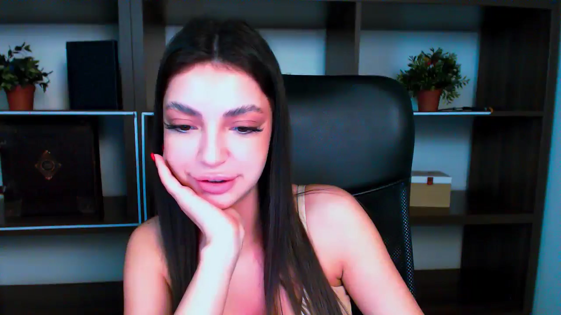Gallery image thumbnail from Lexi_Jos's myfreecams stream on, 05/20/2025, 17:57 image 18 of 20