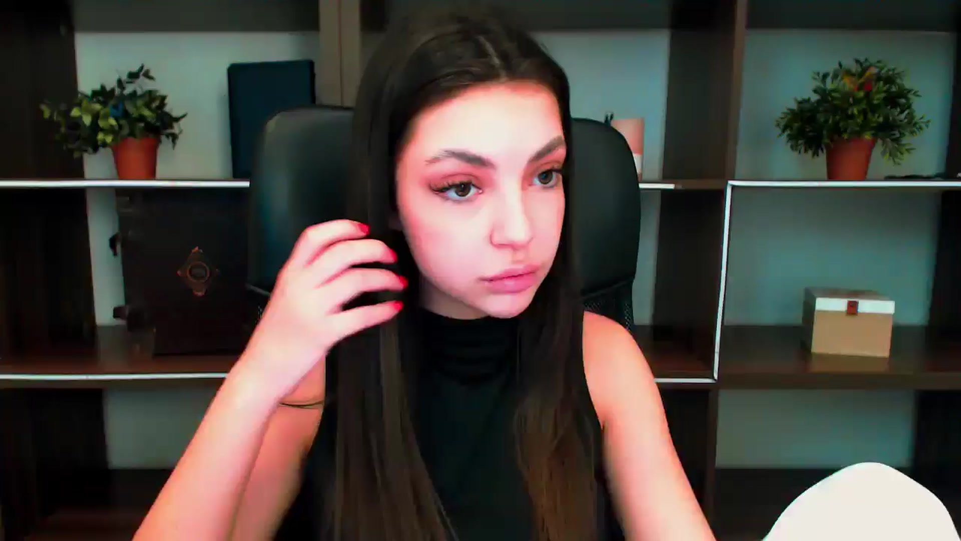 Gallery image thumbnail from Lexi_Jos's myfreecams stream on, 05/21/2025, 17:29 image 4 of 20