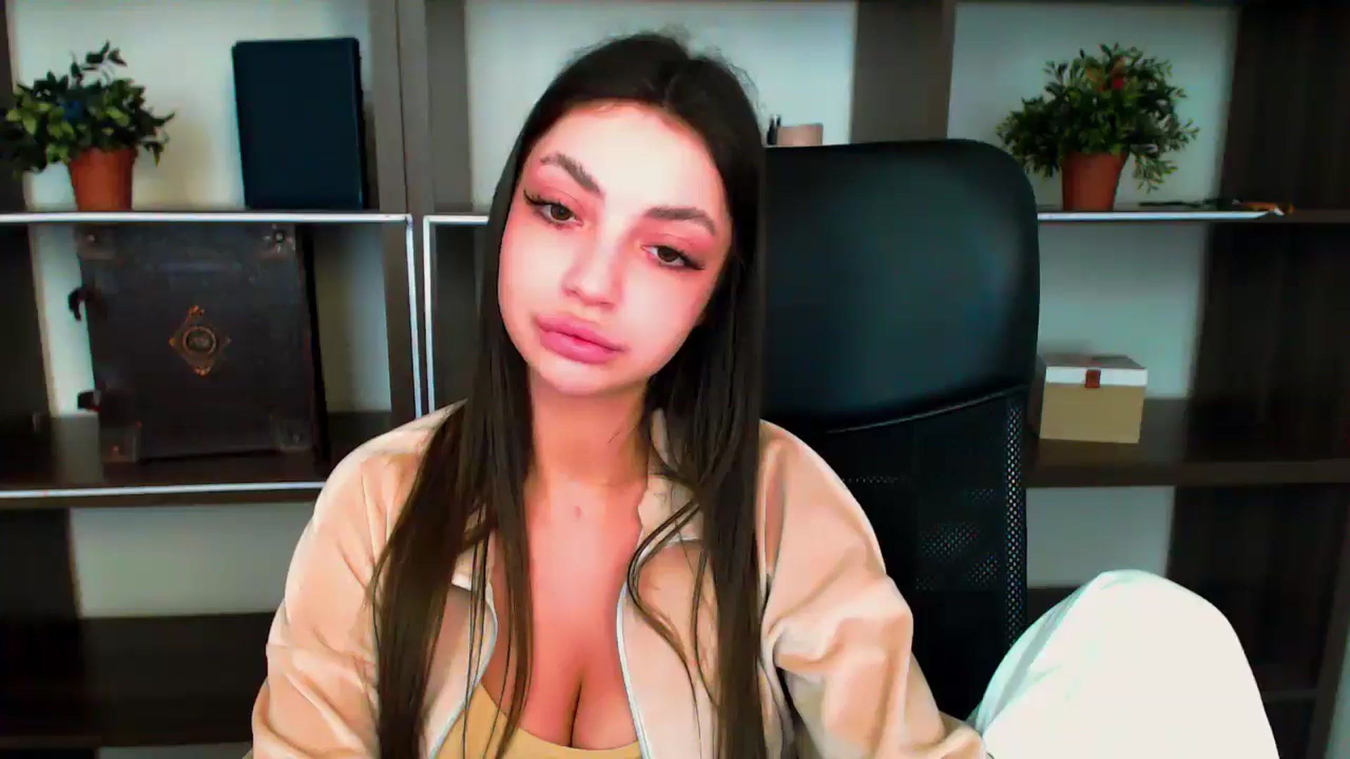 Gallery image thumbnail from Lexi_Jos's myfreecams stream on, 05/24/2025, 15:57 image 11 of 20