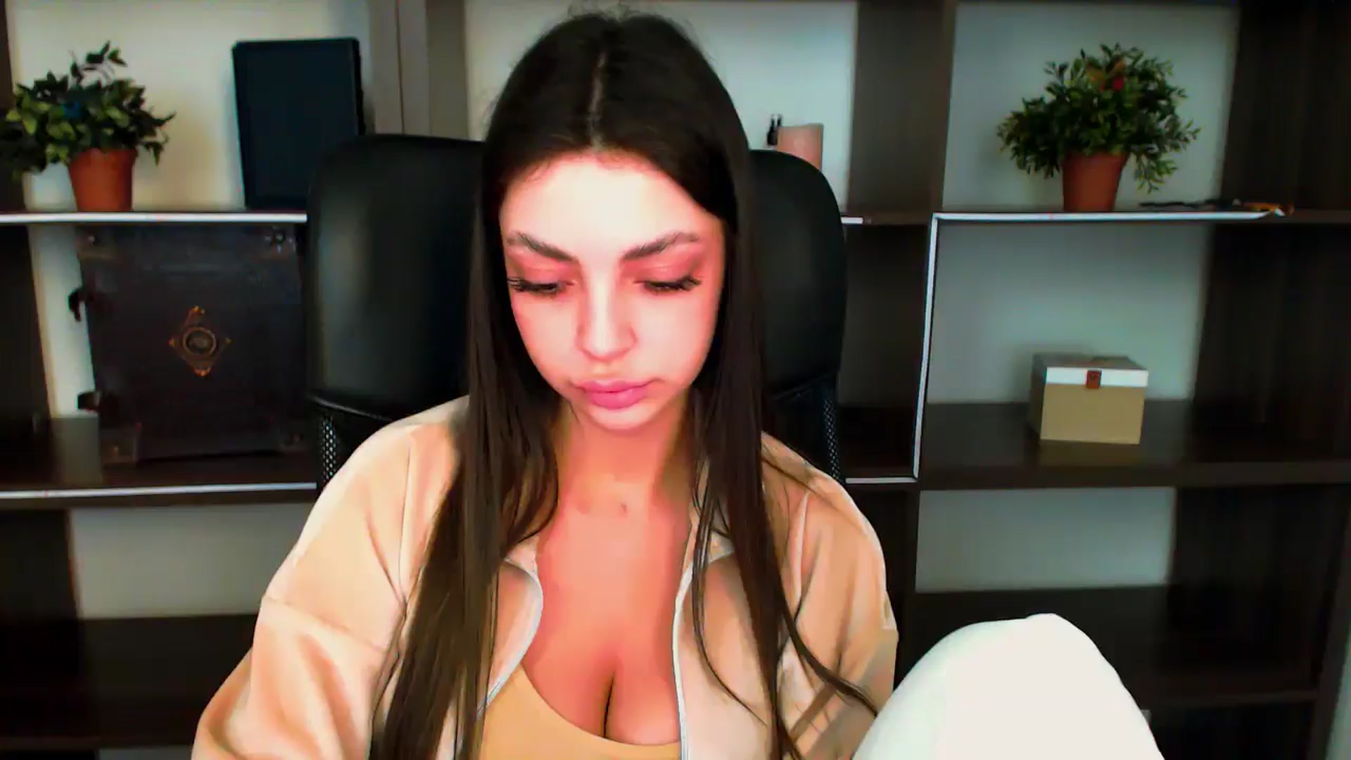 Gallery image thumbnail from Lexi_Jos's myfreecams stream on, 05/24/2025, 15:57 image 15 of 20