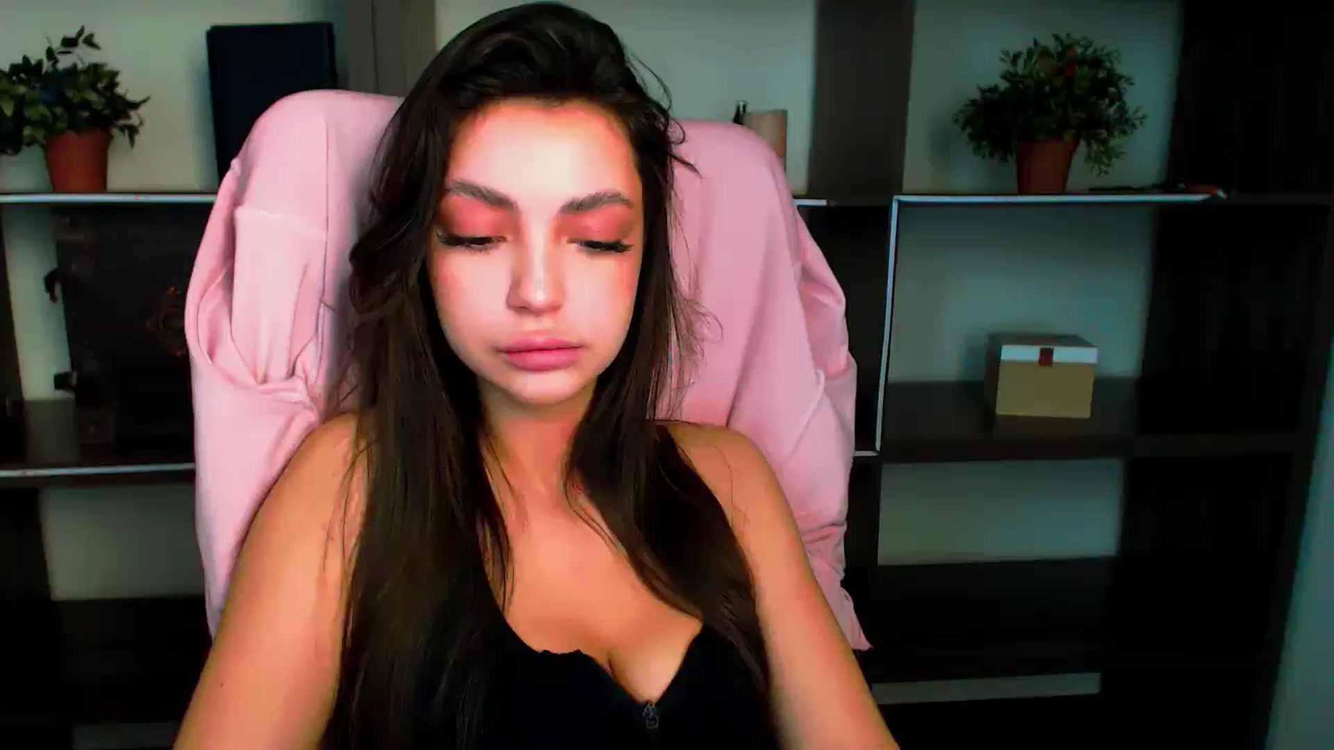 Gallery image thumbnail from Lexi_Jos's myfreecams stream on, 05/26/2025, 14:00 image 16 of 20