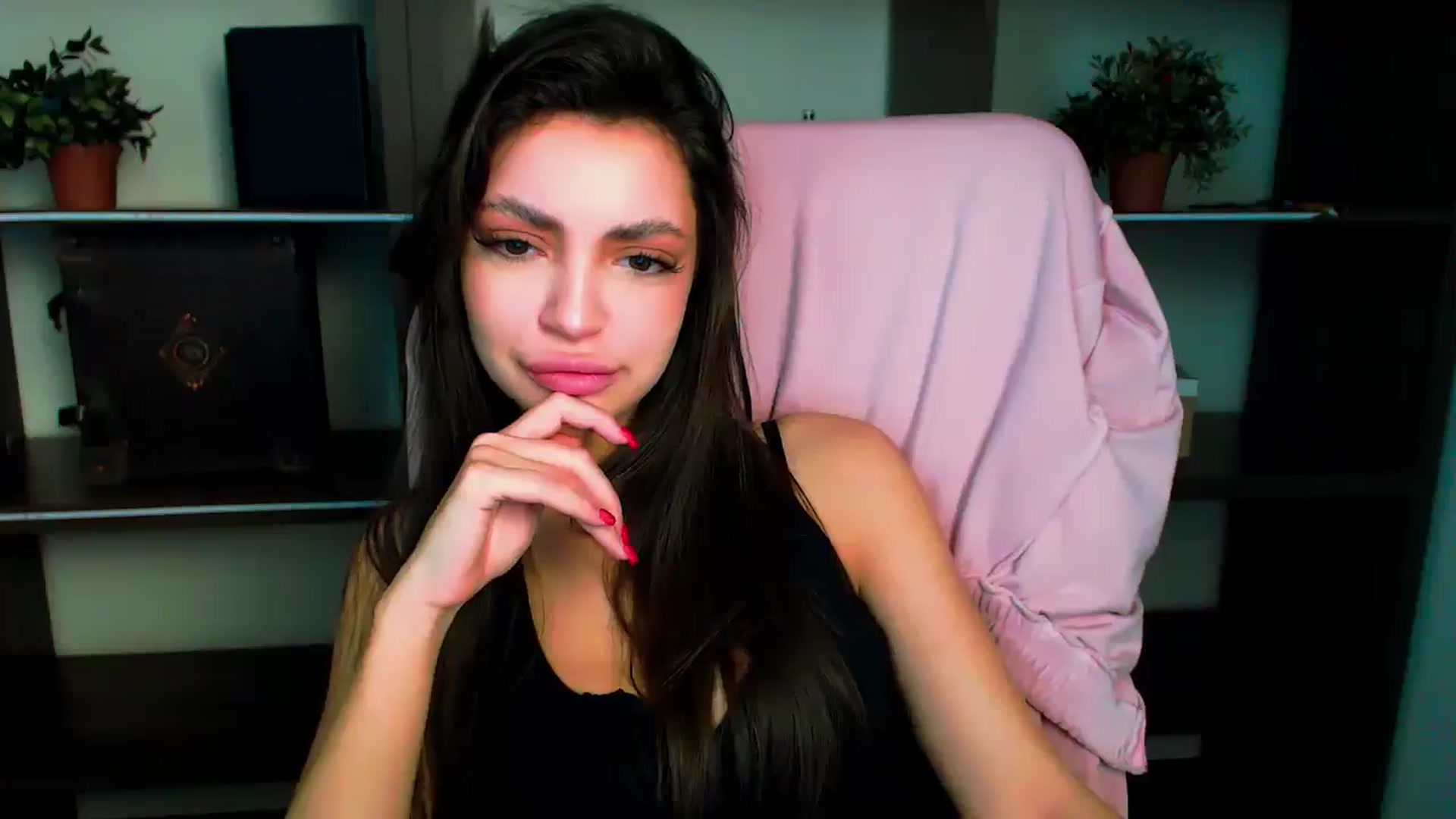 Gallery image thumbnail from Lexi_Jos's myfreecams stream on, 05/26/2025, 14:00 image 5 of 20