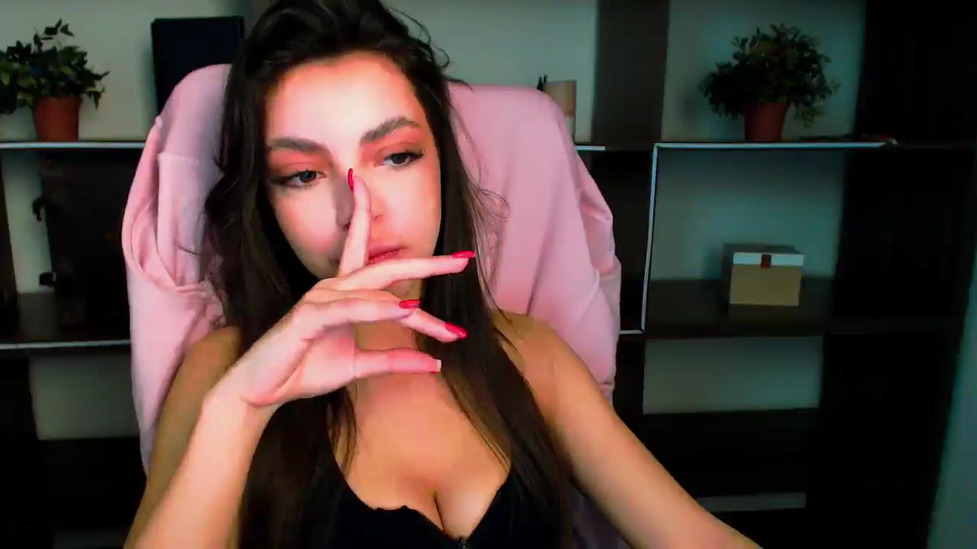 Gallery image thumbnail from Lexi_Jos's myfreecams stream on, 05/26/2025, 14:00 image 13 of 20