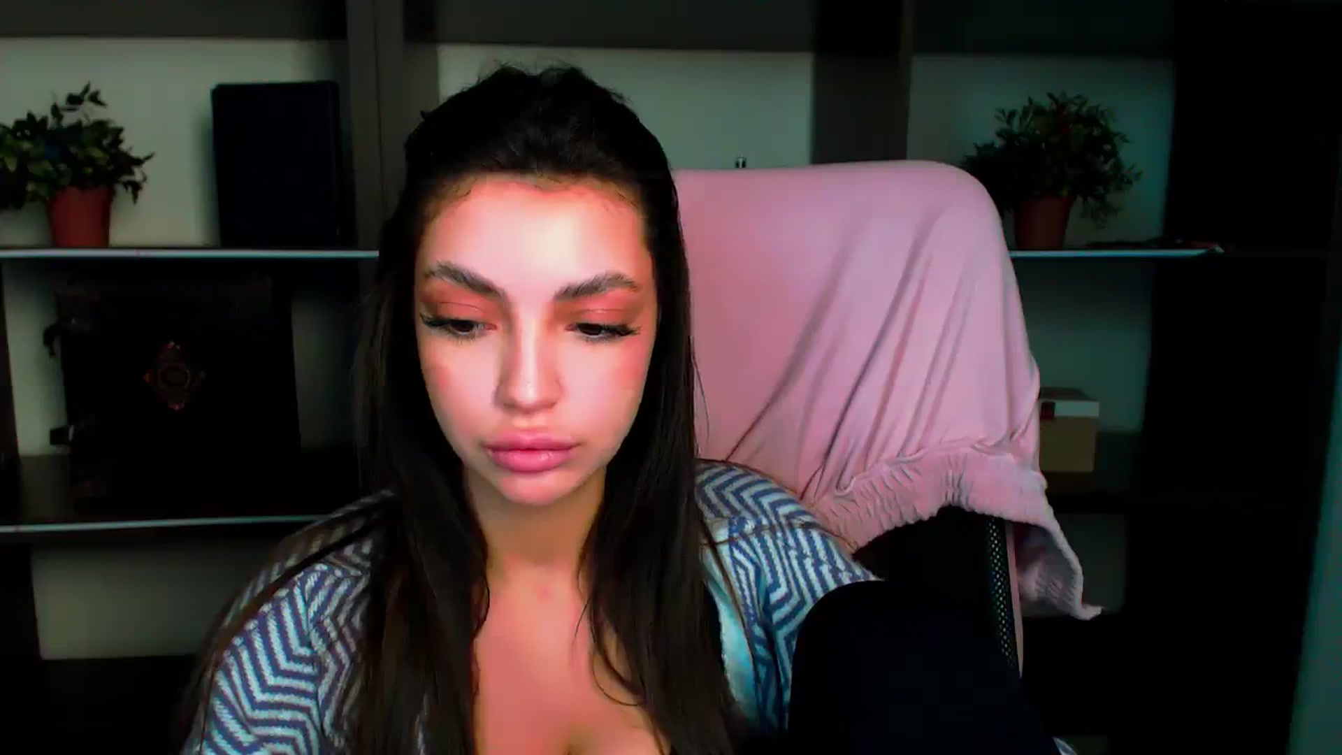 Gallery image thumbnail from Lexi_Jos's myfreecams stream on, 05/26/2025, 16:21 image 15 of 20