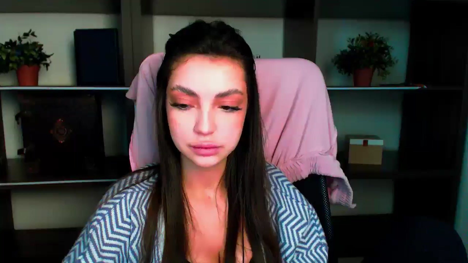 Gallery image thumbnail from Lexi_Jos's myfreecams stream on, 05/26/2025, 16:21 image 10 of 20