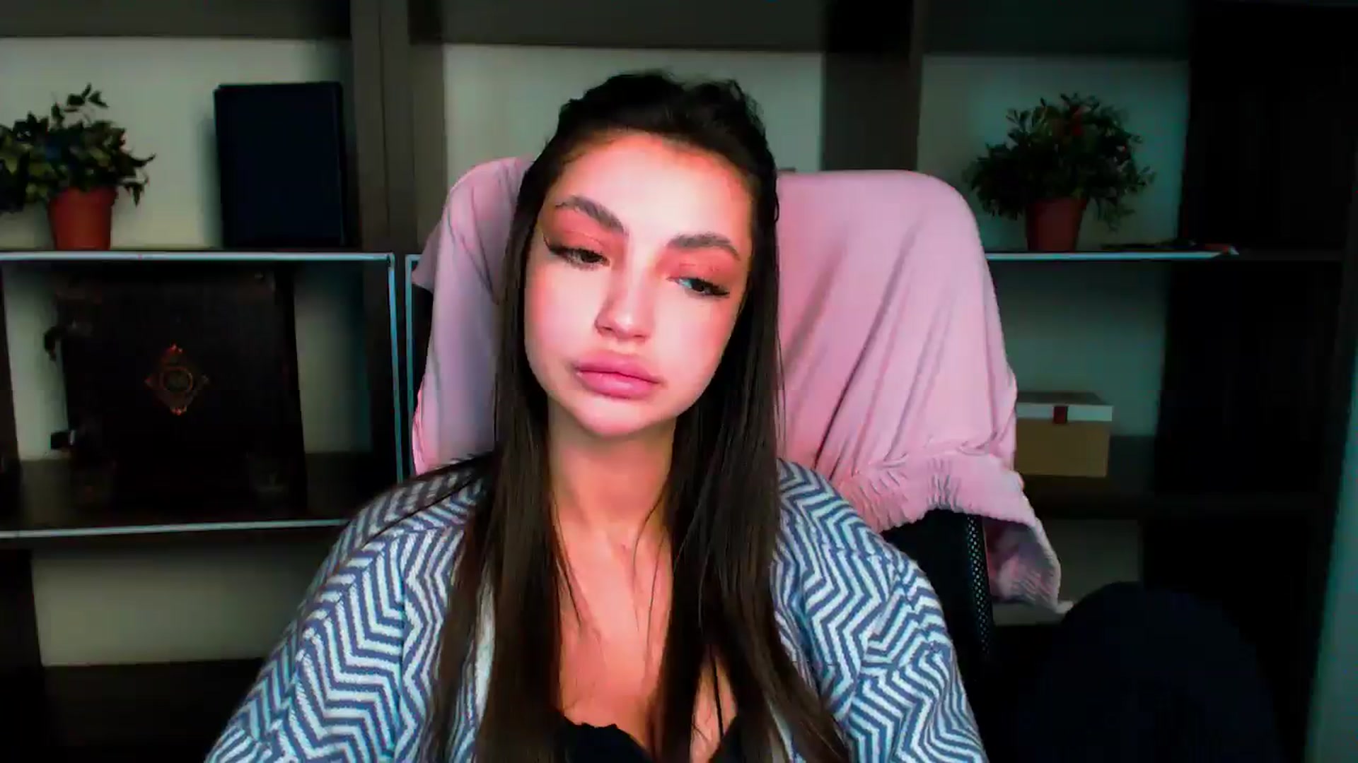 Gallery image thumbnail from Lexi_Jos's myfreecams stream on, 05/26/2025, 16:21 image 11 of 20