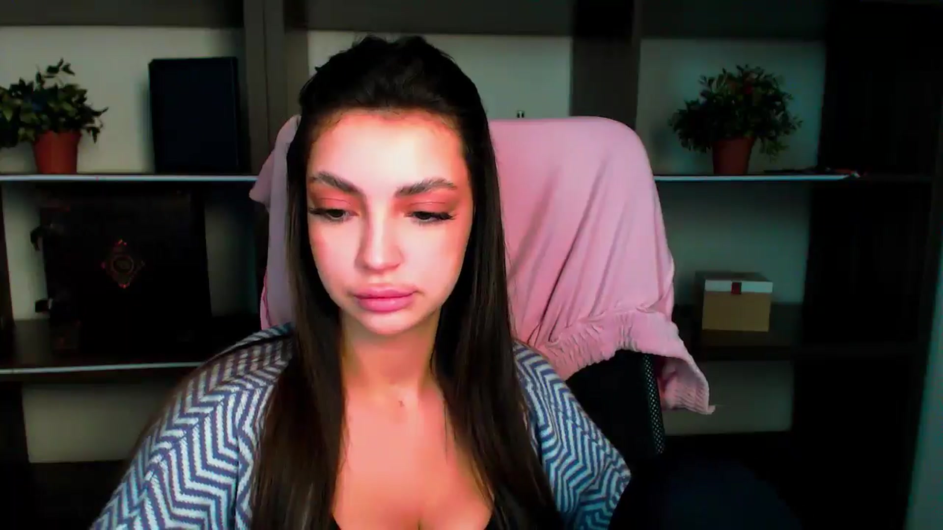 Gallery image thumbnail from Lexi_Jos's myfreecams stream on, 05/26/2025, 16:21 image 18 of 20