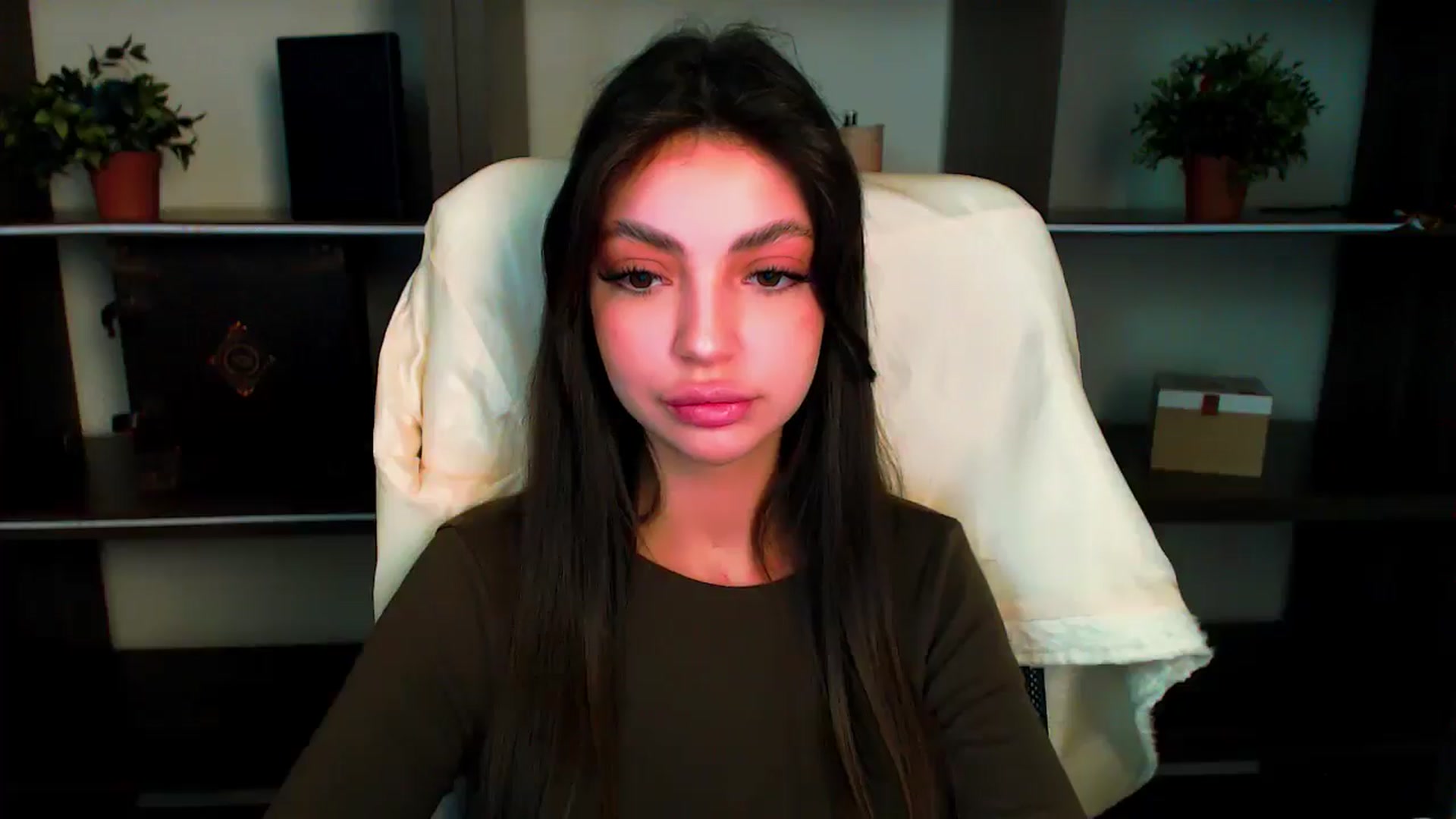 Gallery image thumbnail from Lexi_Jos's myfreecams stream on, 05/28/2025, 15:54 image 19 of 20