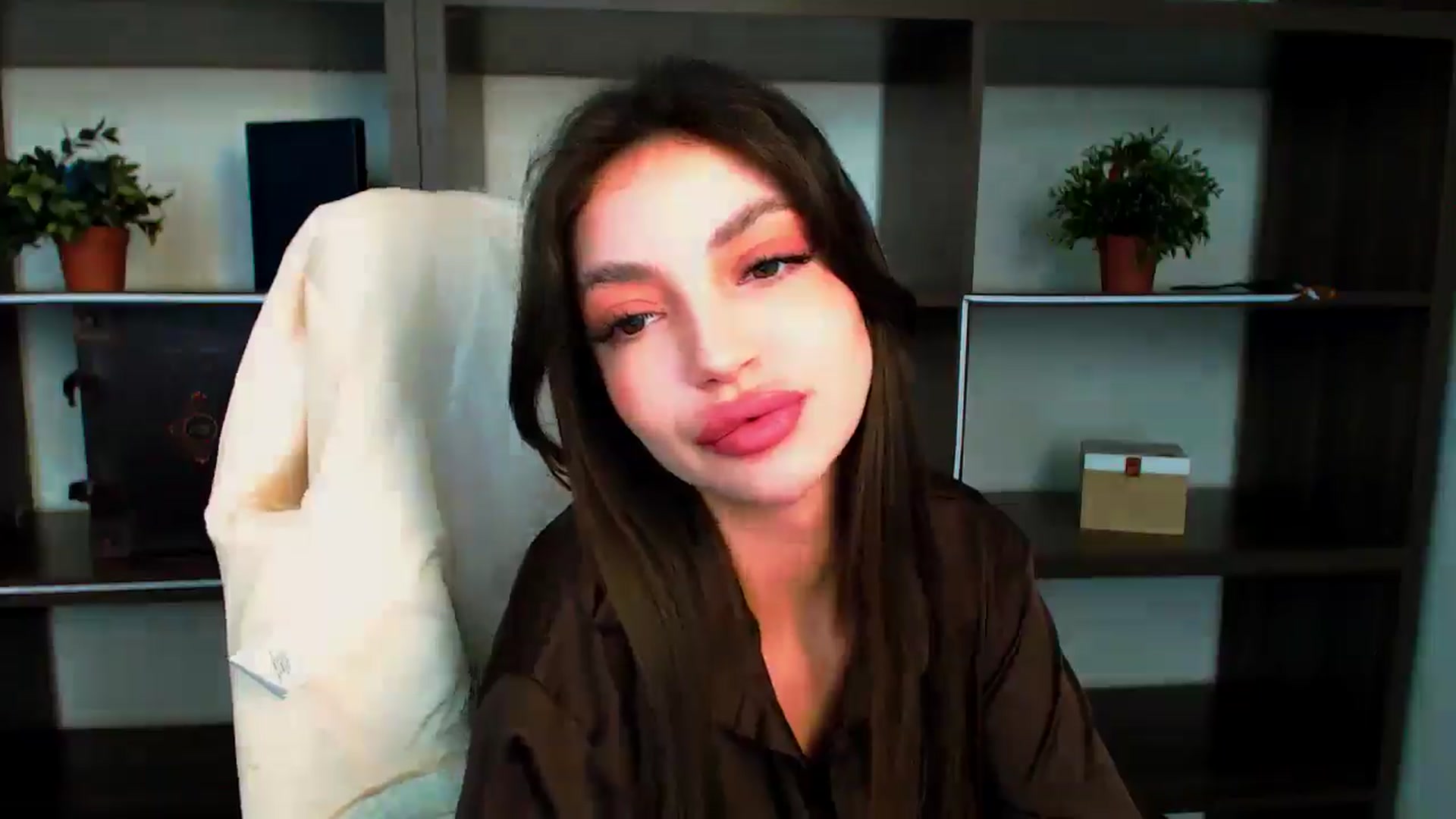 Gallery image thumbnail from Lexi_Jos's myfreecams stream on, 05/29/2025, 15:43 image 14 of 20