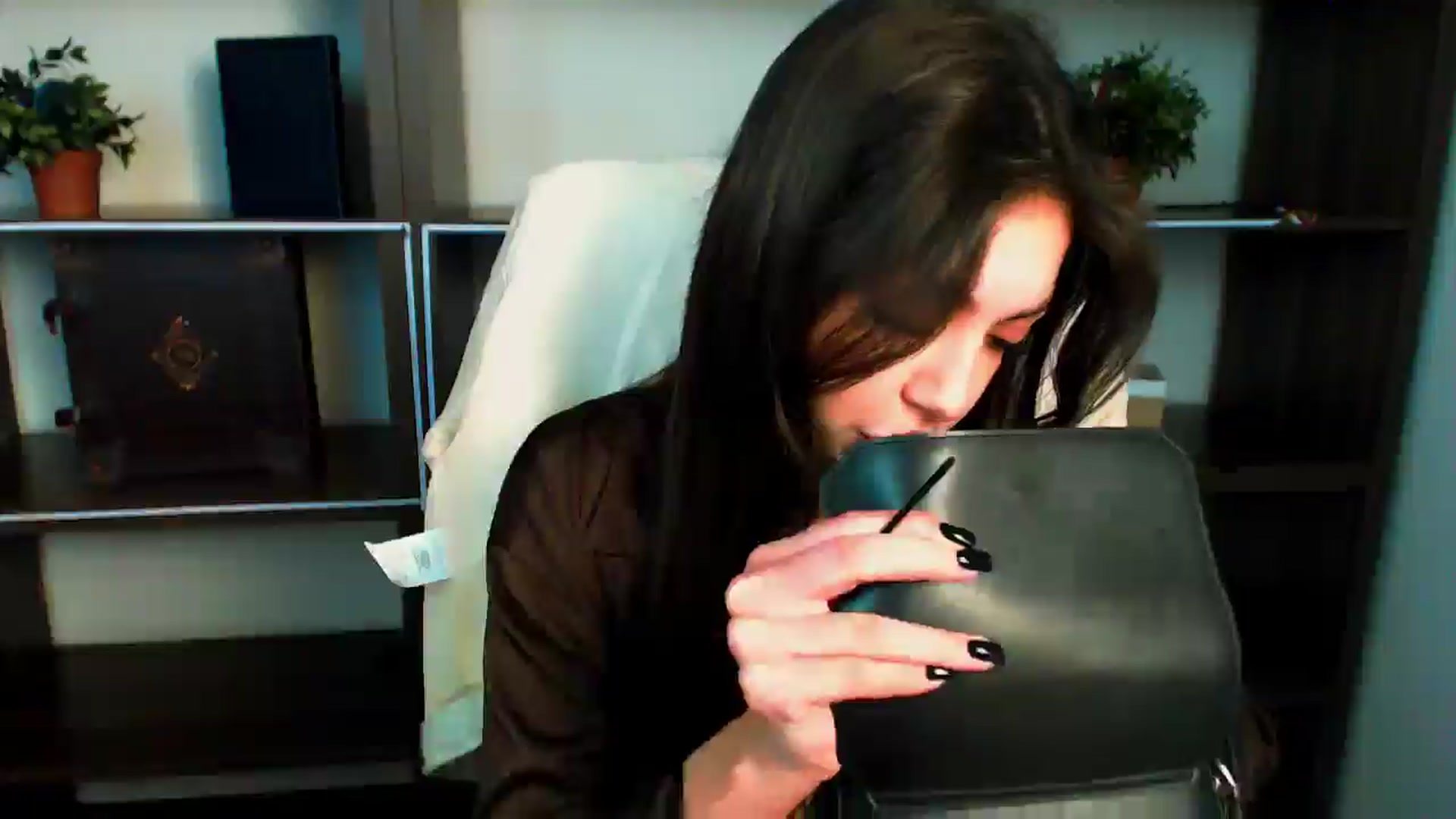 Gallery image thumbnail from Lexi_Jos's myfreecams stream on, 05/29/2025, 16:45 image 3 of 20