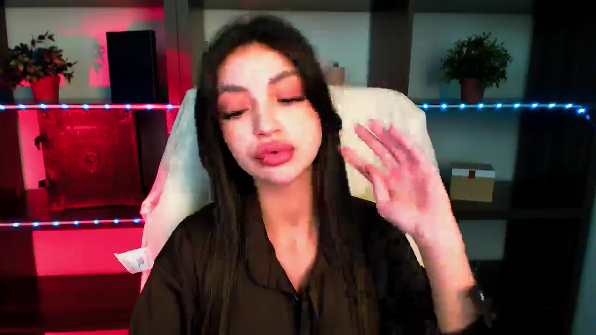 Gallery image thumbnail from Lexi_Jos's myfreecams stream on, 05/29/2025, 16:45 image 17 of 20