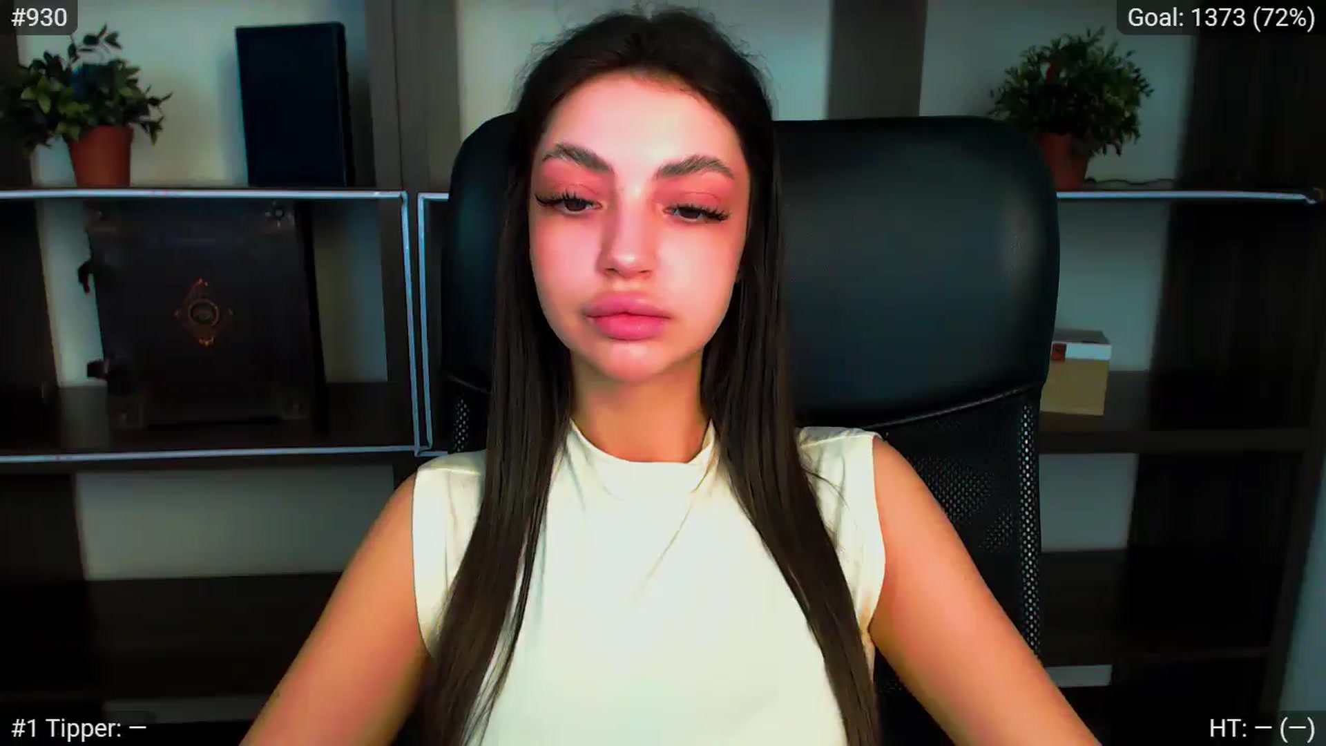 Gallery image thumbnail from Lexi_Jos's myfreecams stream on, 05/31/2025, 11:59 image 19 of 20