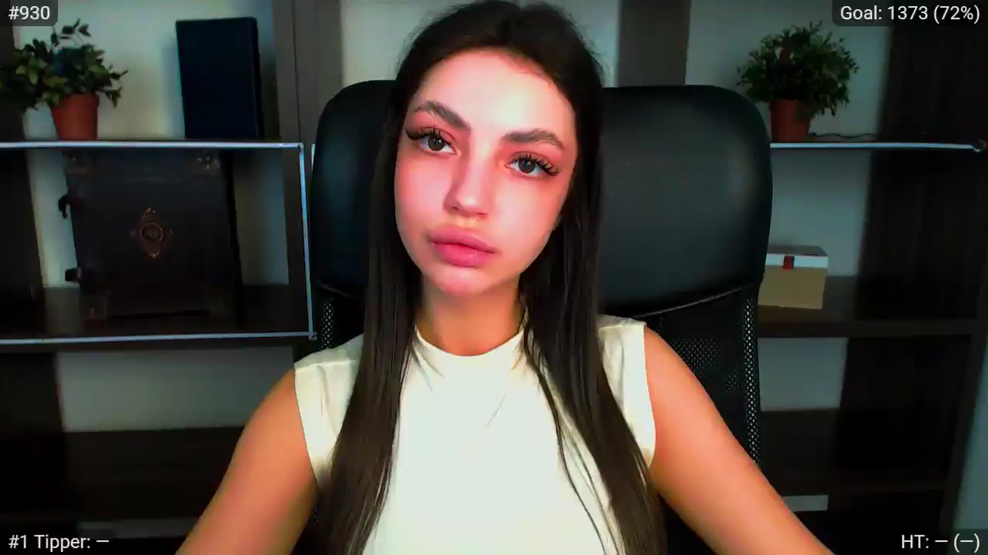 Gallery image thumbnail from Lexi_Jos's myfreecams stream on, 05/31/2025, 11:59 image 12 of 20