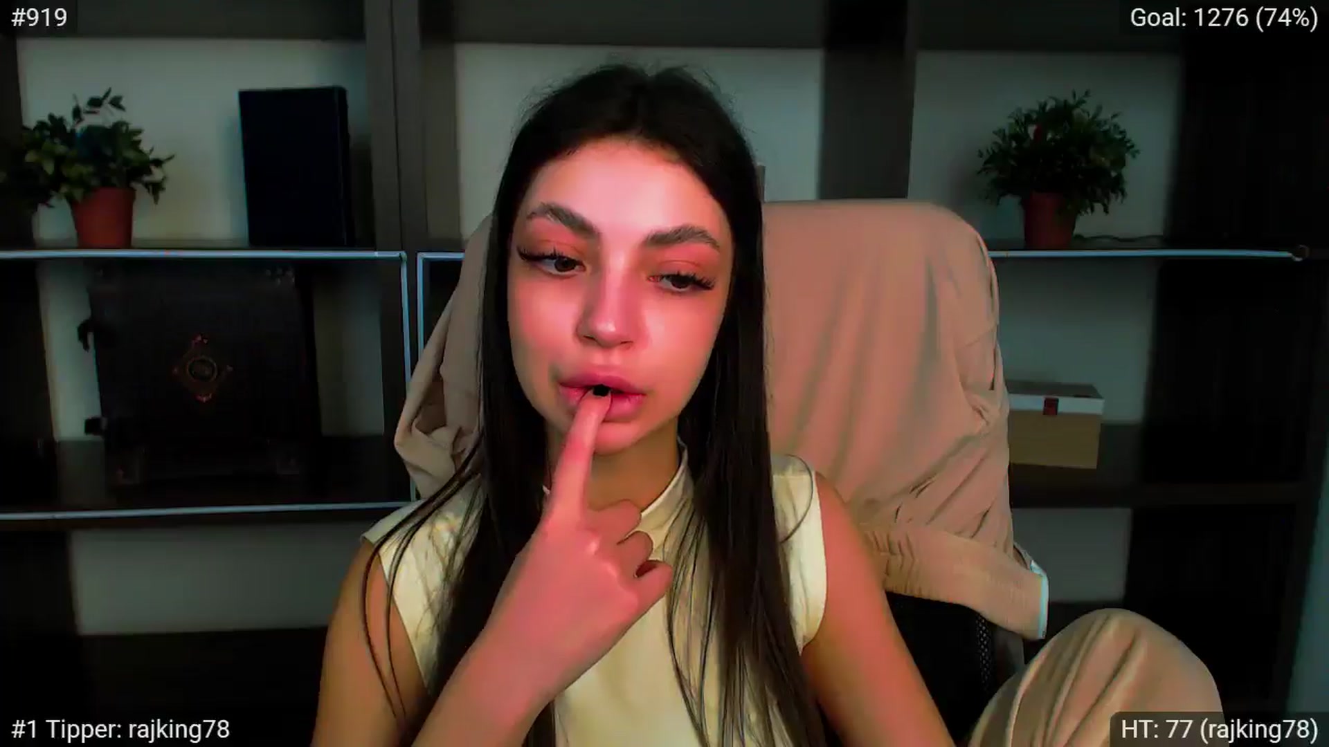 Gallery image thumbnail from Lexi_Jos's myfreecams stream on, 05/31/2025, 16:13 image 17 of 20