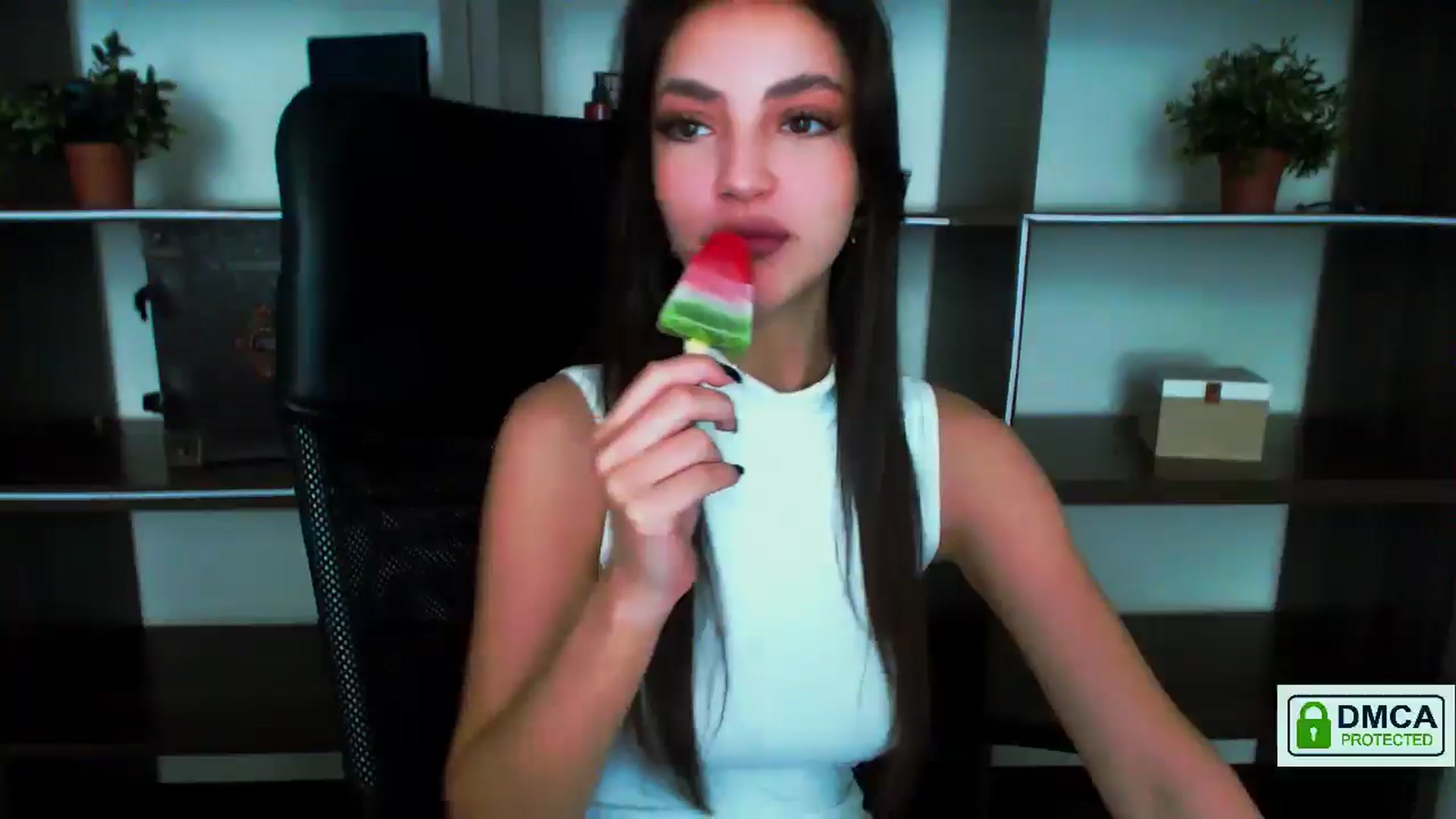 Gallery image thumbnail from Lexi_Jos's myfreecams stream on, 06/09/2025, 13:59 image 17 of 20