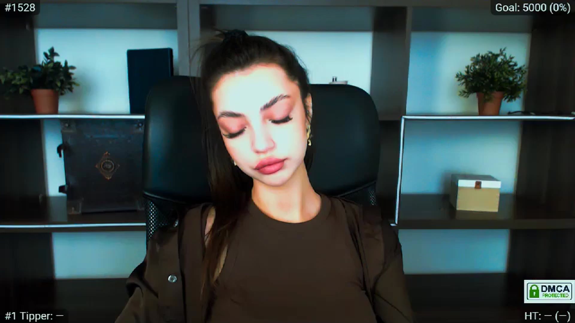 Gallery image thumbnail from Lexi_Jos's myfreecams stream on, 06/11/2025, 11:49 image 6 of 20