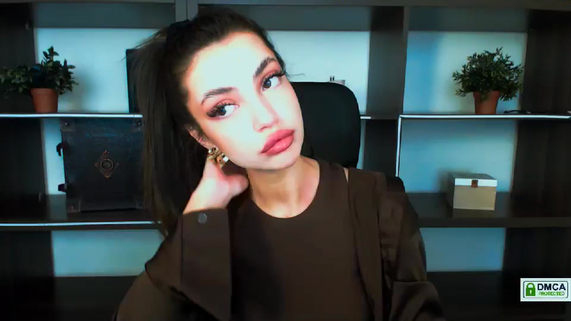 Gallery image thumbnail from Lexi_Jos's myfreecams stream on, 06/11/2025, 11:49 image 1 of 20