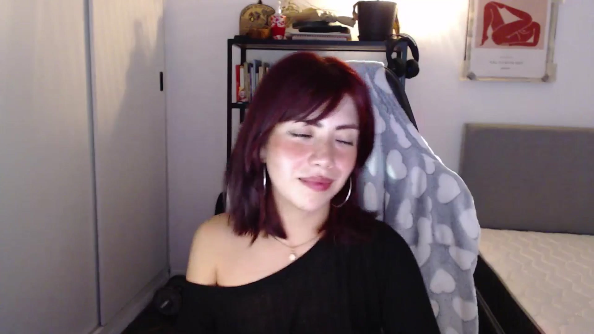 Gallery image thumbnail from Lexi_Red's myfreecams stream on, 05/08/2024, 08:55 image 15 of 20