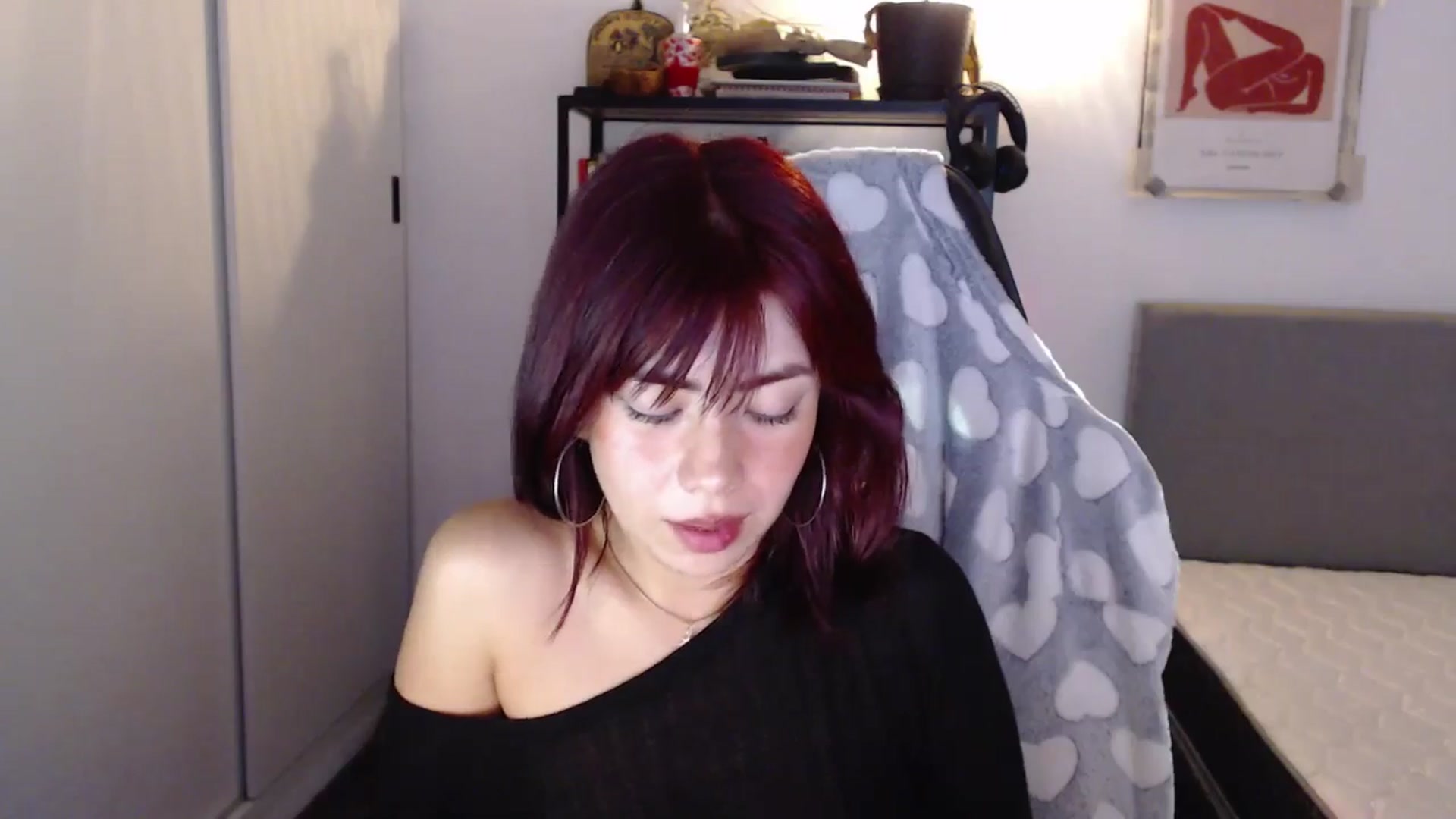 Gallery image thumbnail from Lexi_Red's myfreecams stream on, 05/08/2024, 08:55 image 8 of 20