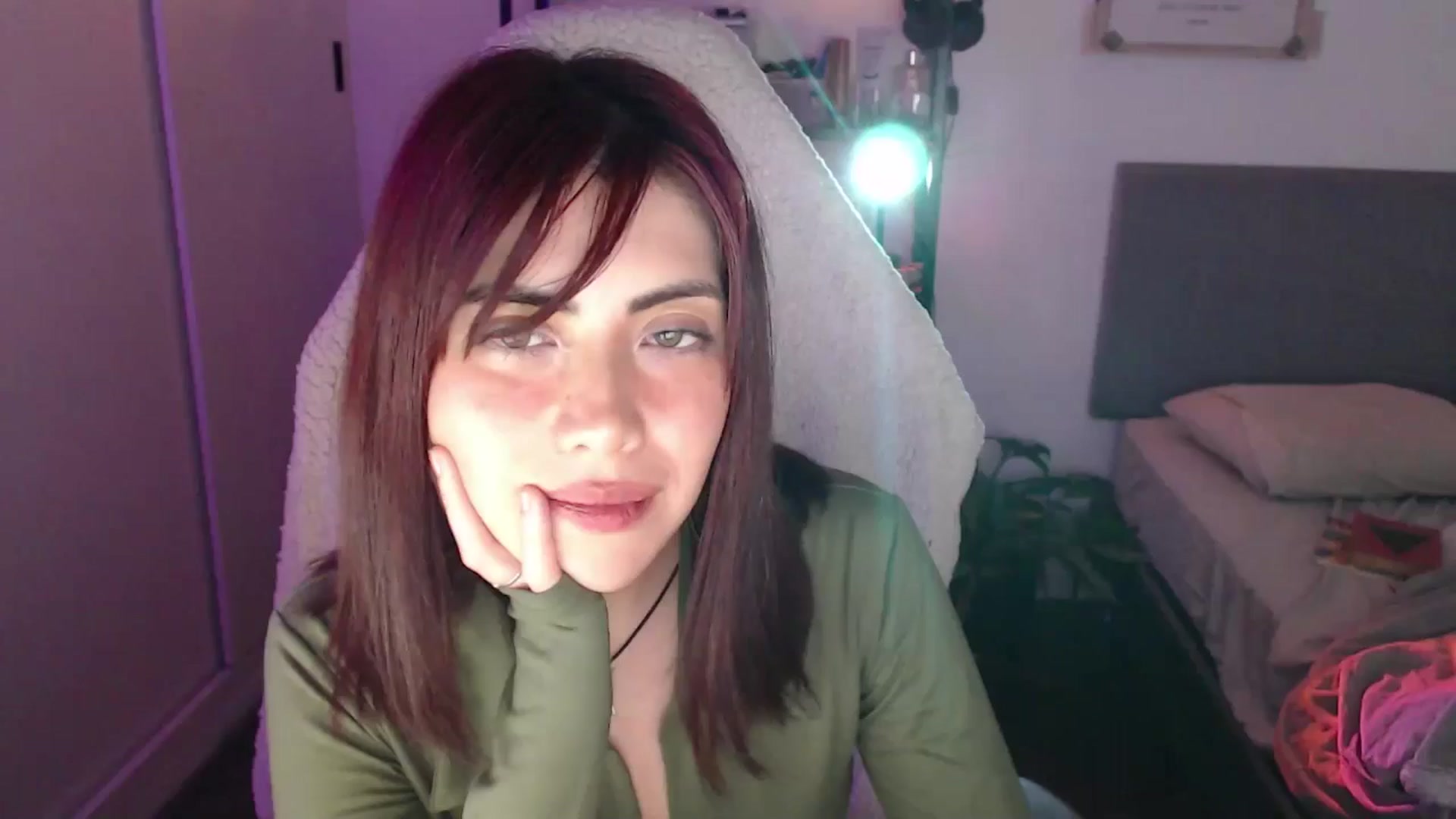 Gallery image thumbnail from Lexi_Red's myfreecams stream on, 06/16/2024, 12:20 image 20 of 20