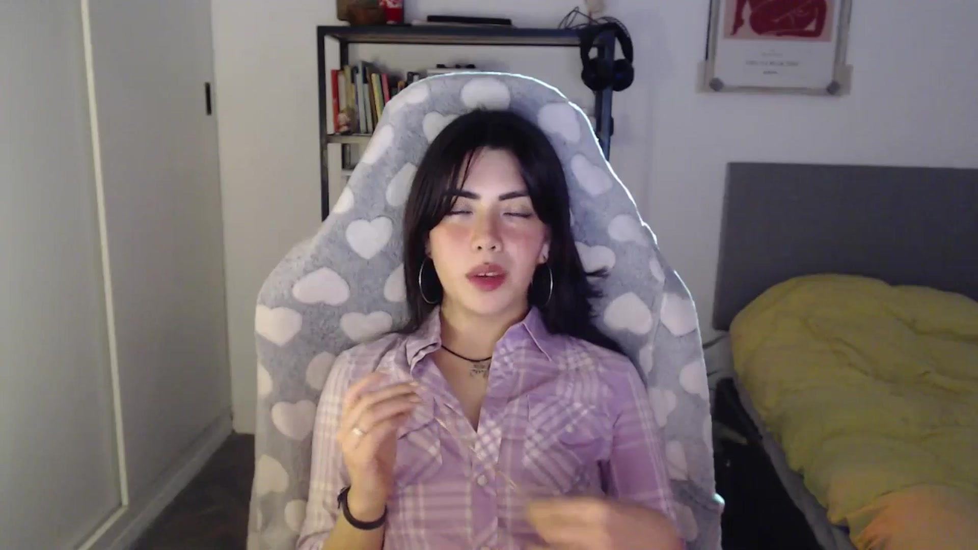 Gallery image thumbnail from Lexi_Red's myfreecams stream on, 09/12/2024, 10:01 image 13 of 20