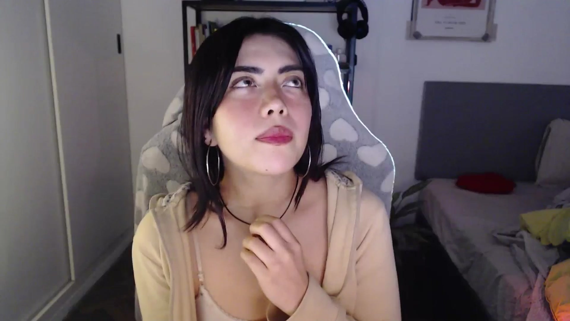 Gallery image thumbnail from Lexi_Red's myfreecams stream on, 09/15/2024, 10:00 image 7 of 20