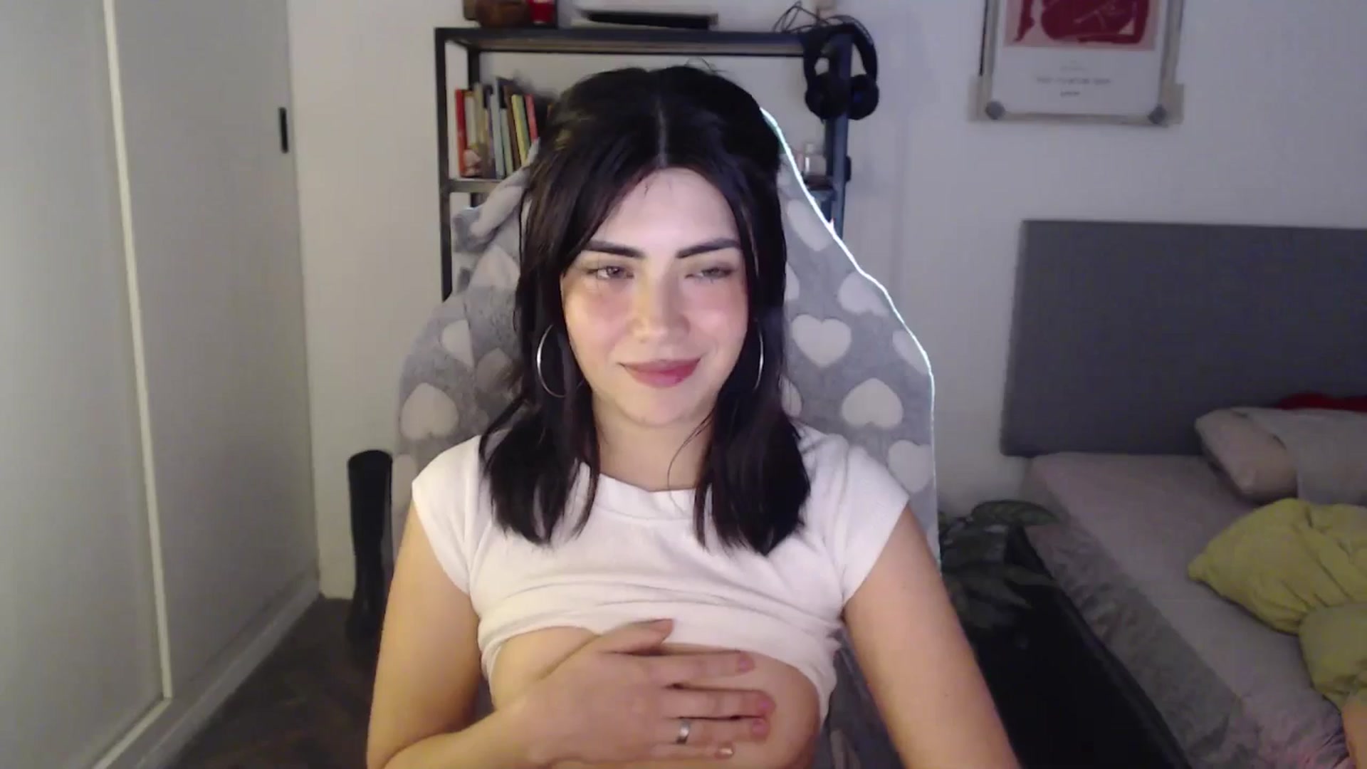 Gallery image thumbnail from Lexi_Red's myfreecams stream on, 09/18/2024, 09:19 image 13 of 20