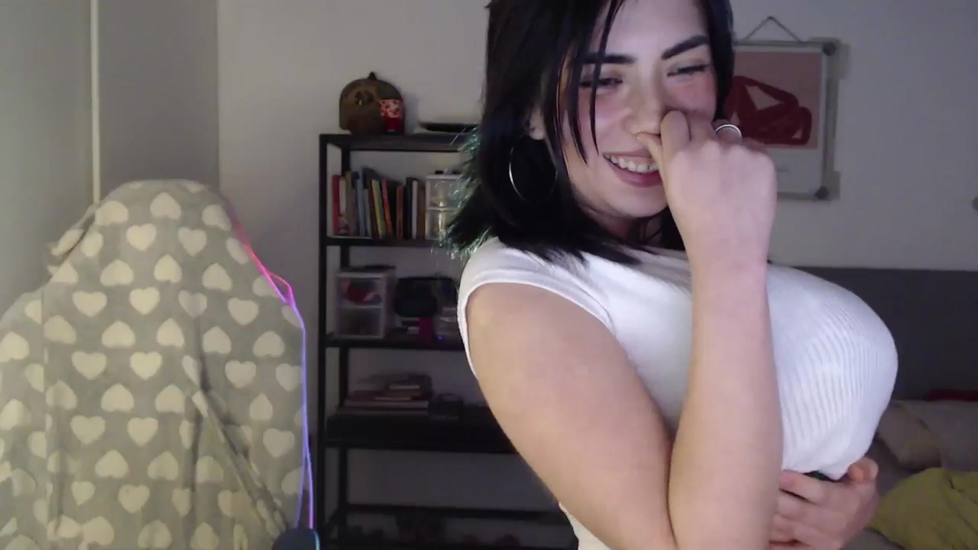 Gallery image thumbnail from Lexi_Red's myfreecams stream on, 09/18/2024, 09:19 image 9 of 20