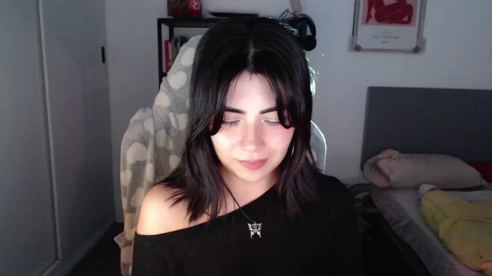 Gallery image thumbnail from Lexi_Red's myfreecams stream on, 09/21/2024, 10:53 image 18 of 20