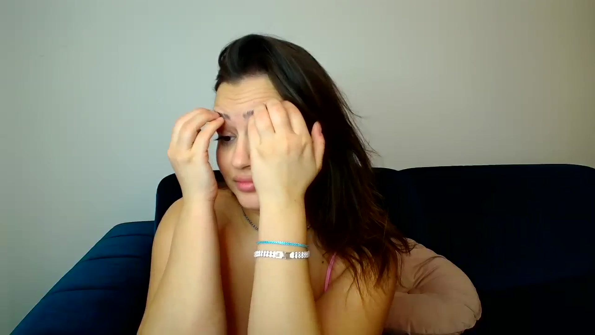 Gallery image thumbnail from Lexianna's myfreecams stream on, 01/08/2024, 24:59 image 13 of 20