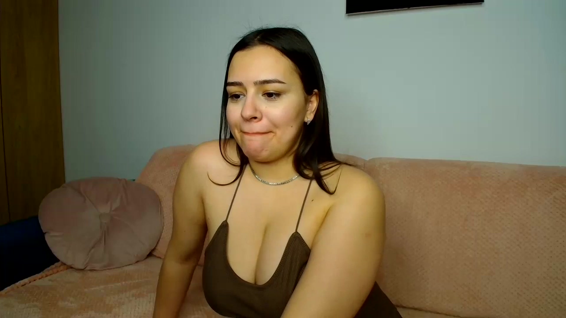 Gallery image thumbnail from Lexianna's myfreecams stream on, 03/09/2024, 15:25 image 12 of 20